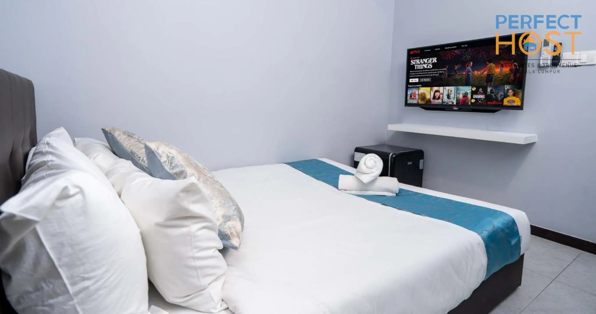 Bed in Neu Suites @ 3rdNvenue by Perfect Host