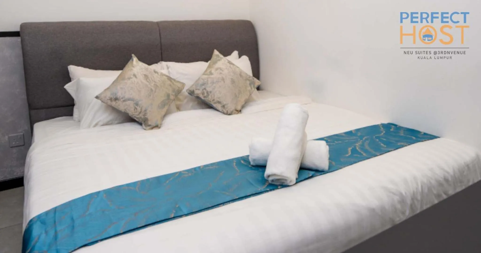 Bed in Neu Suites @ 3rdNvenue by Perfect Host