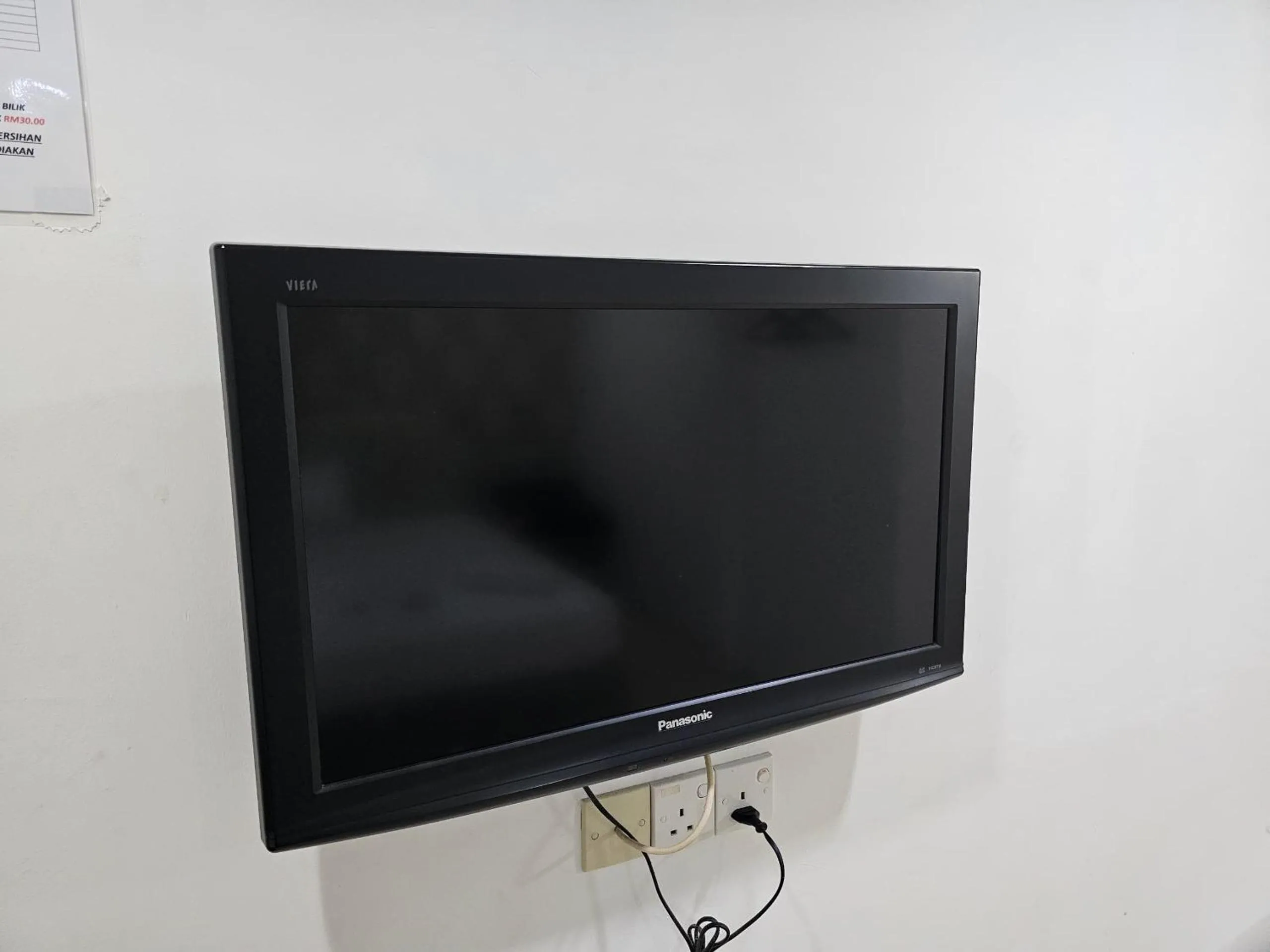 TV and multimedia in Hotel Twelve at 12 Kuantan Centre