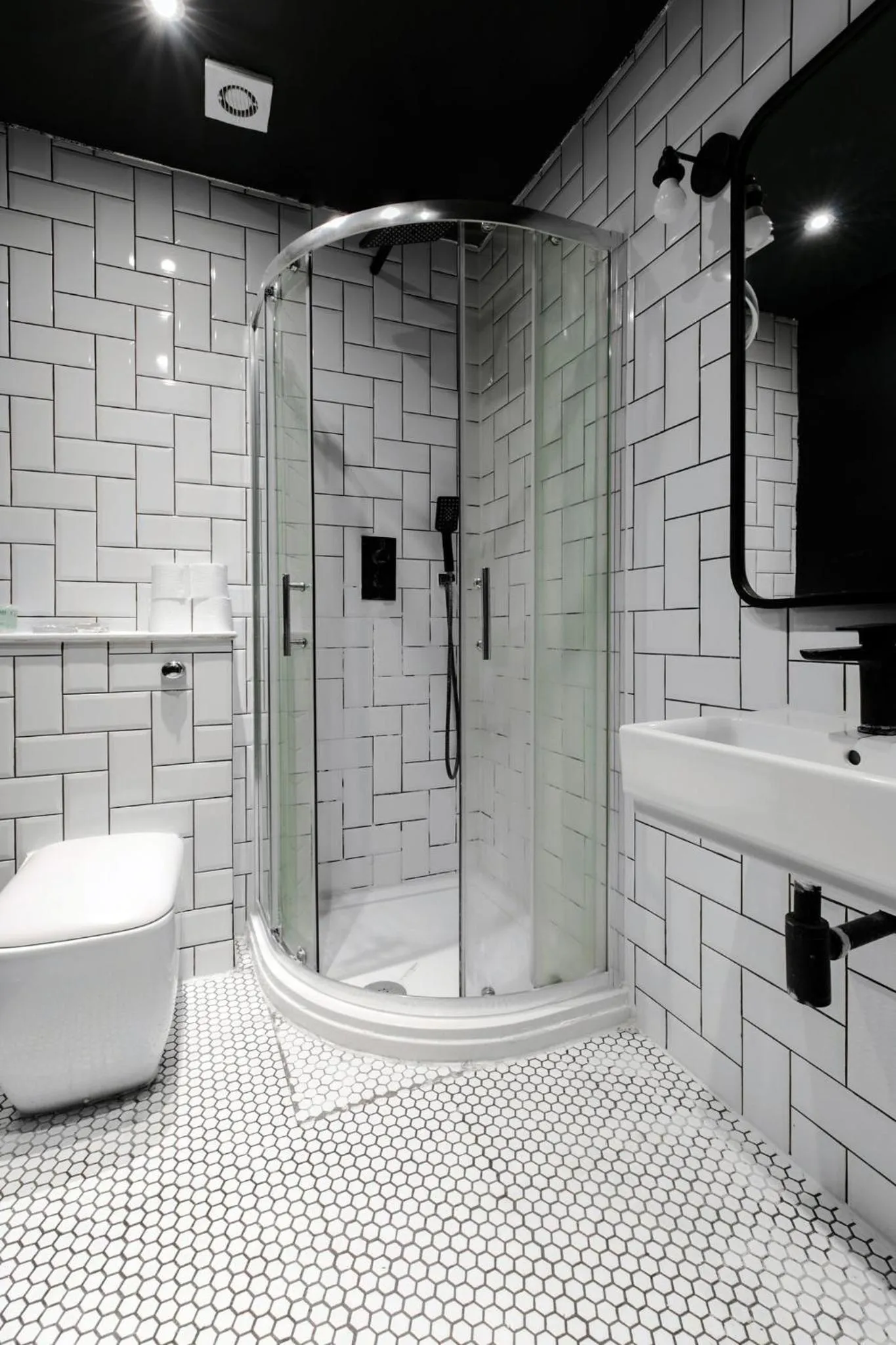 Bathroom in Amsterdam Hotel
