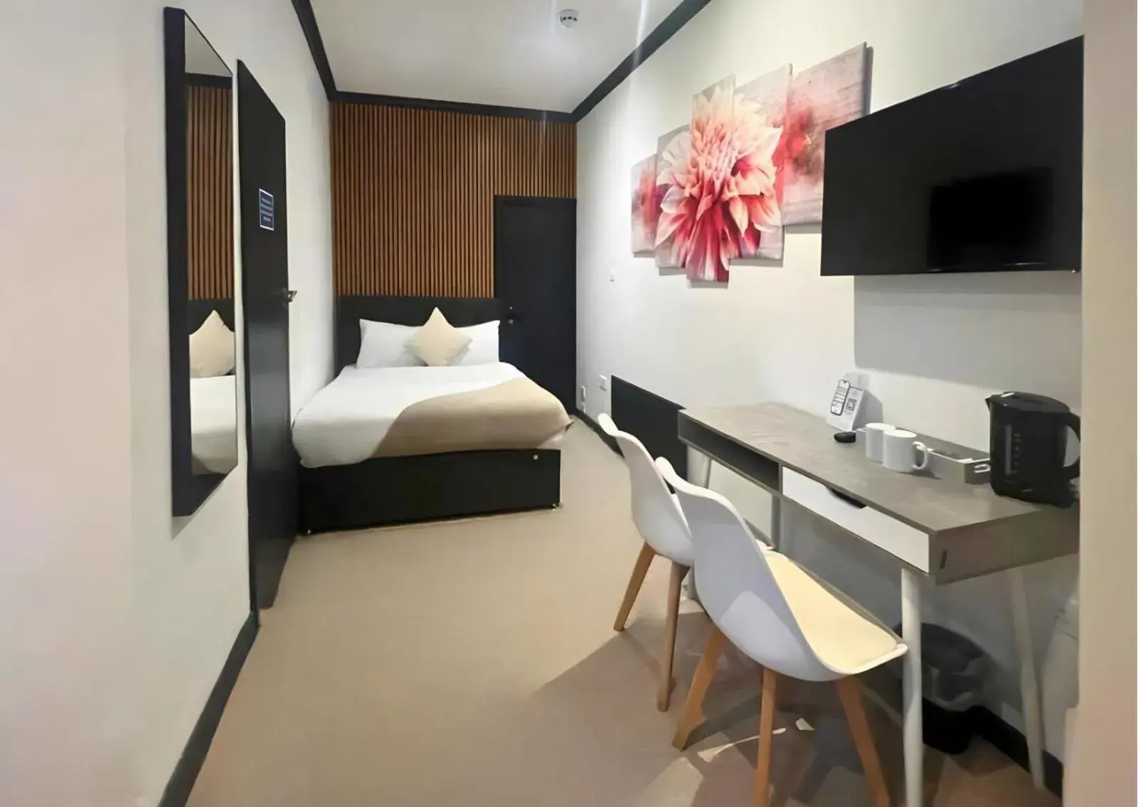 Quadruple Room in Amsterdam Hotel Quadruple Room in Amsterdam Hotel