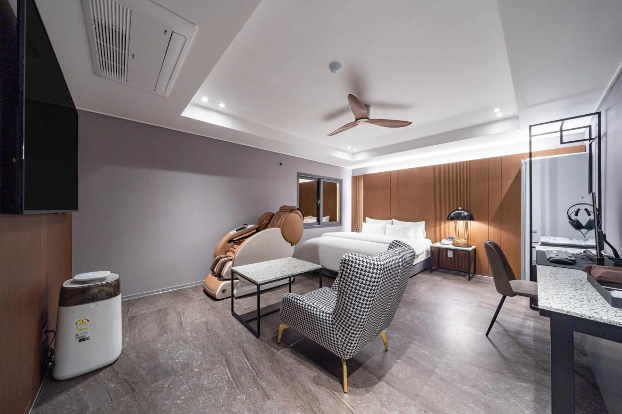 Bed in Jecheon The Wall Hotel