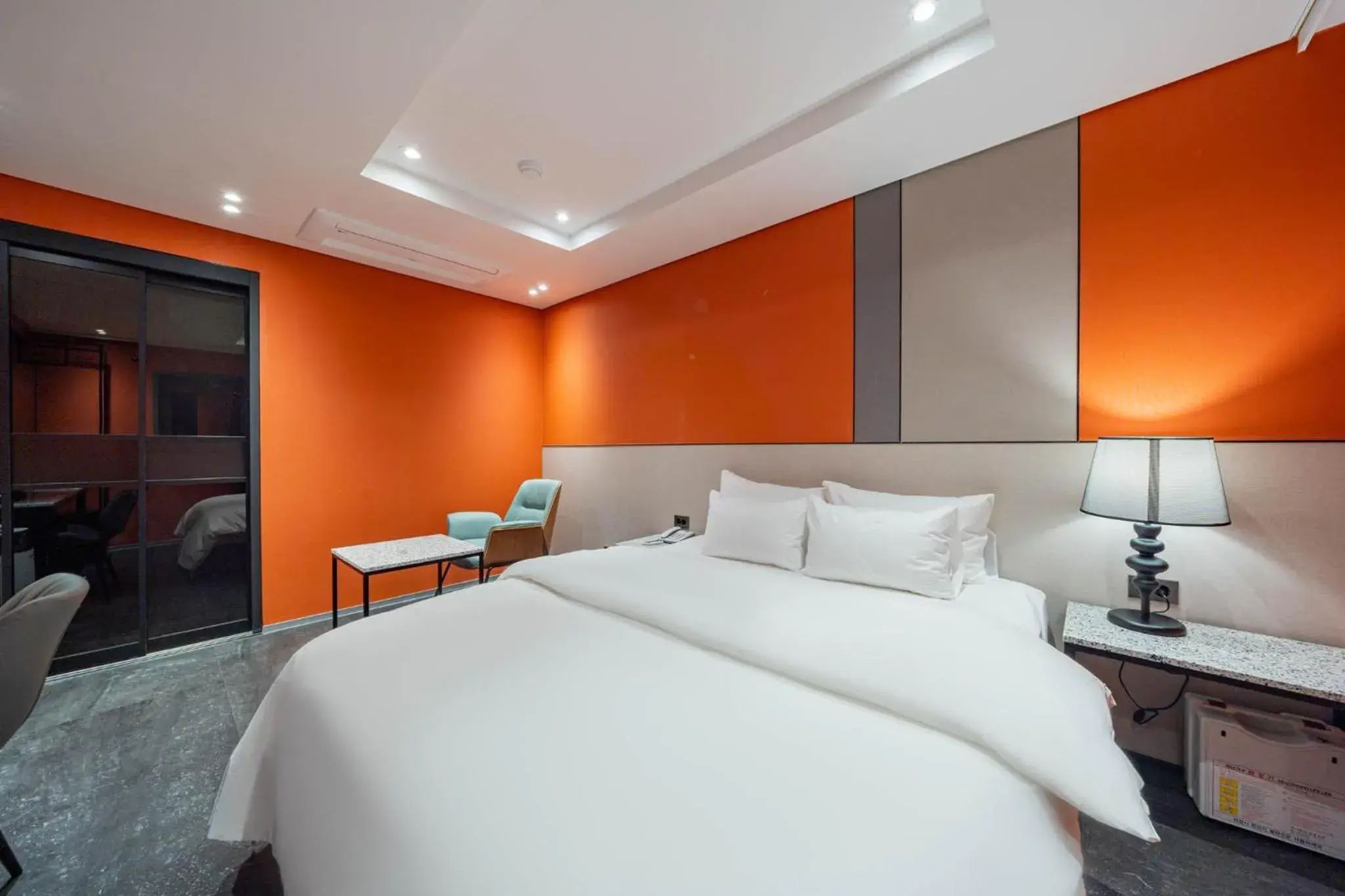 Bed in Jecheon The Wall Hotel Bed in Jecheon The Wall Hotel