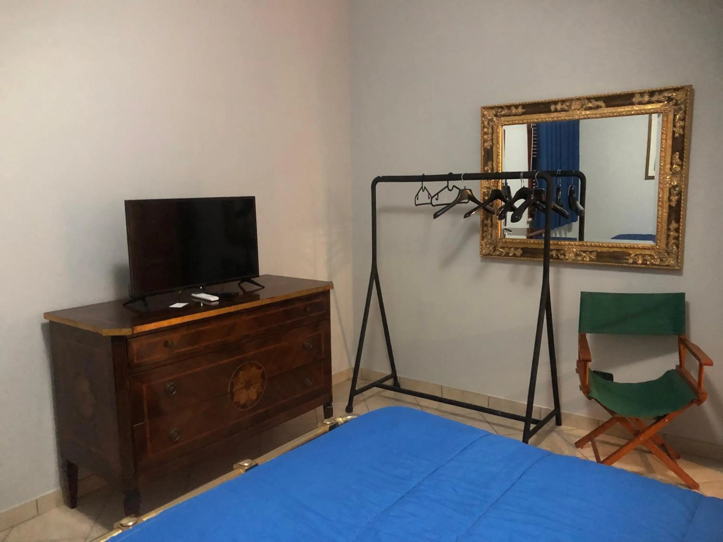 Photo of the whole room in Hotel Serena