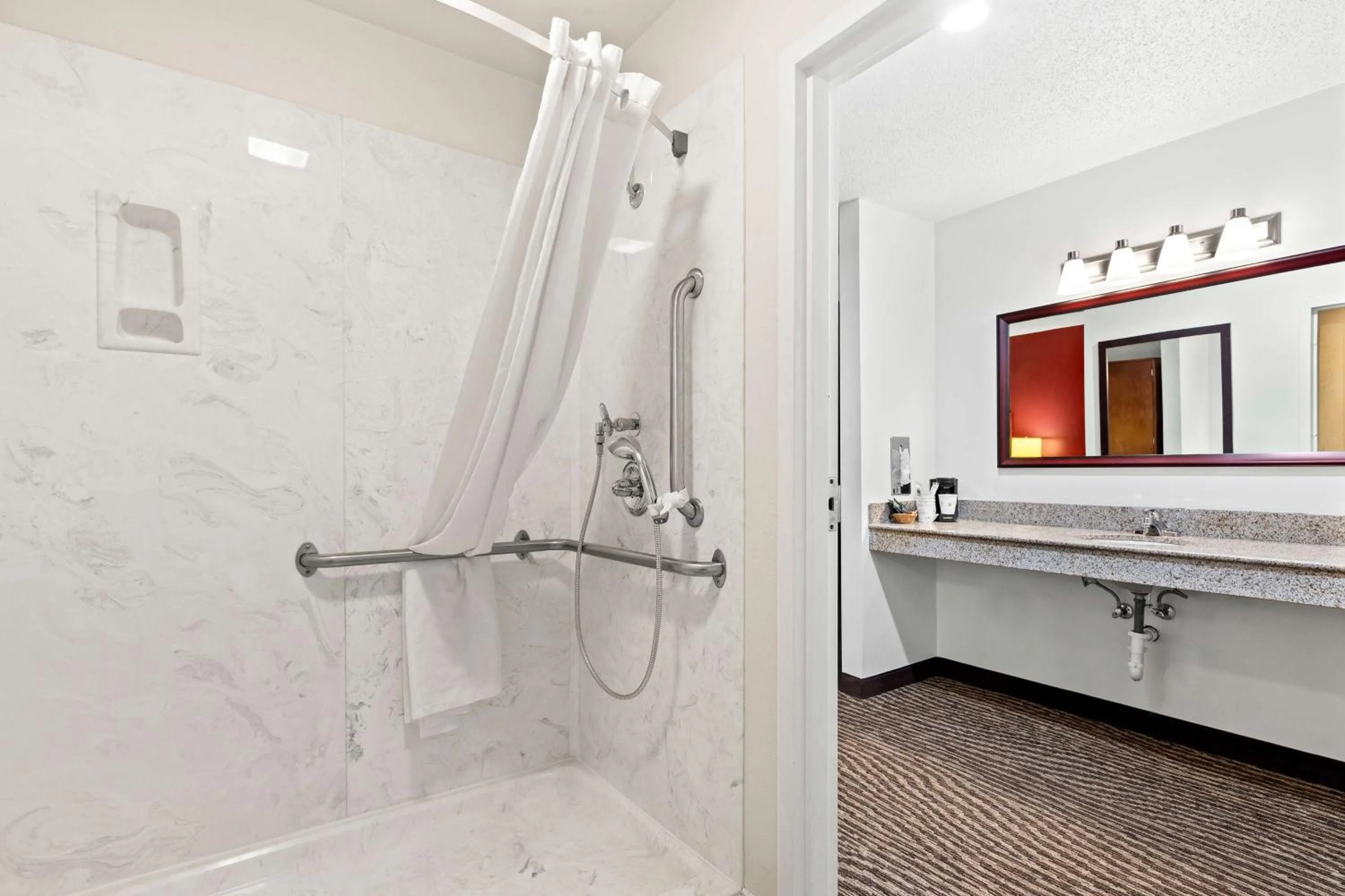 Bathroom in Best Western Okmulgee