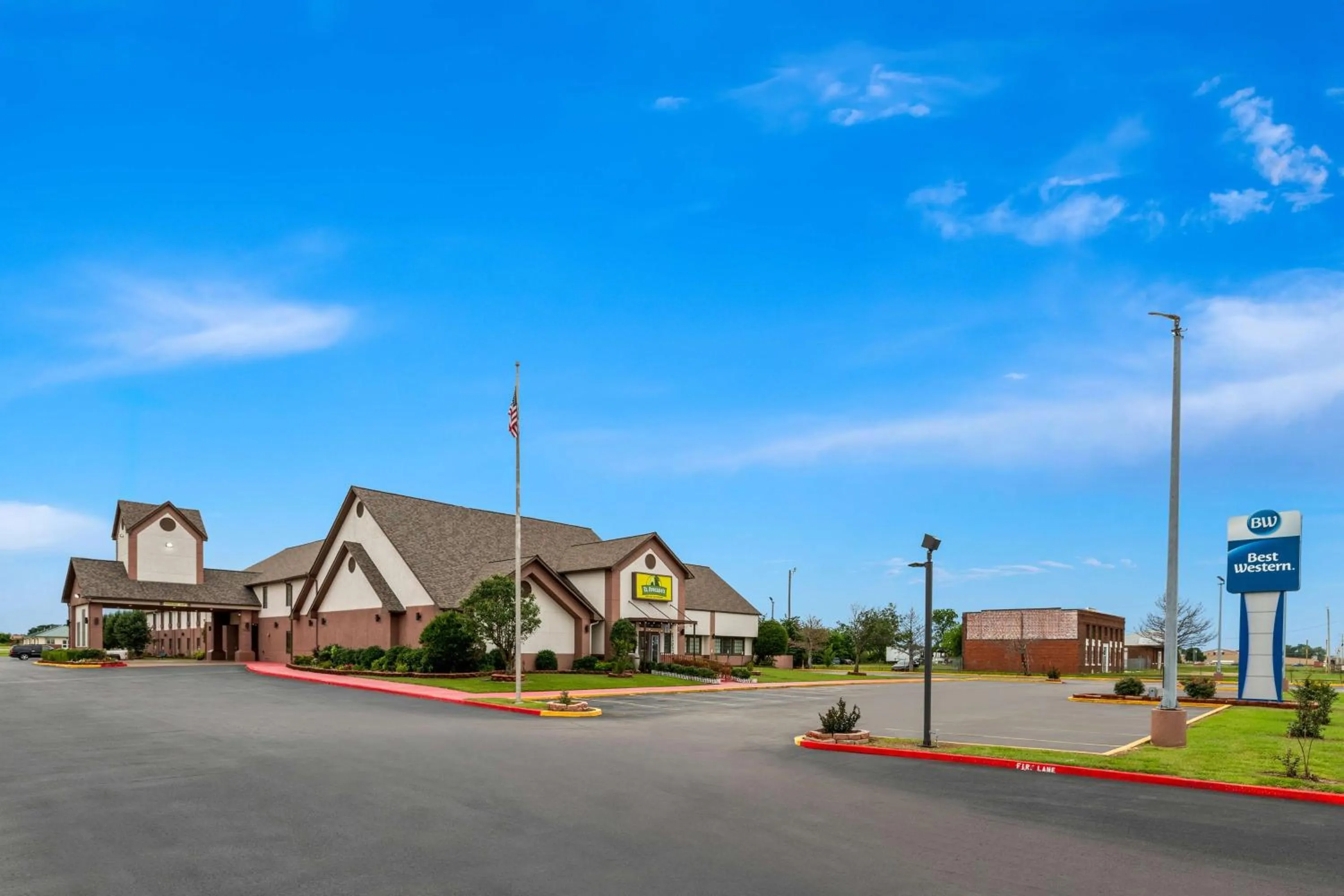 Property building in Best Western Okmulgee