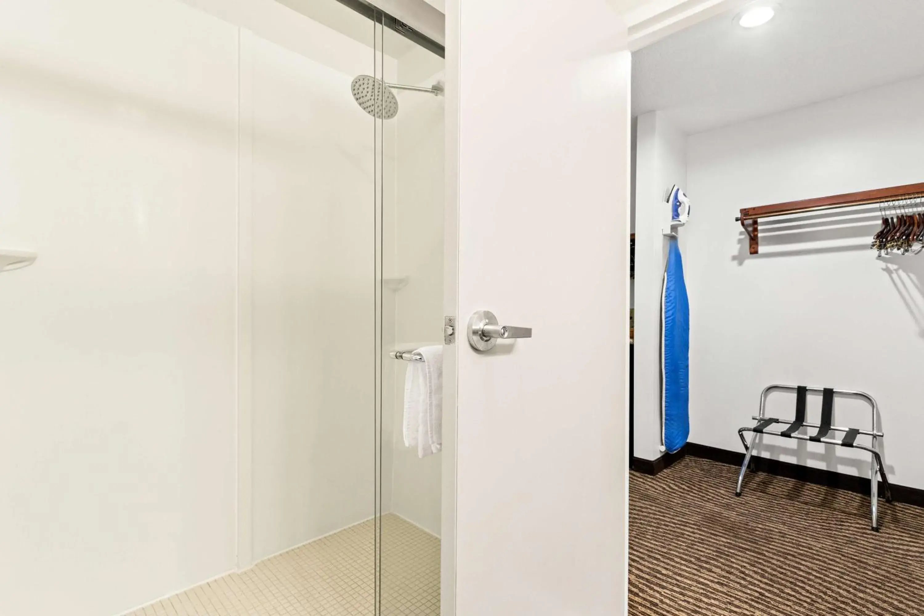 Bathroom in Best Western Okmulgee Bathroom in Best Western Okmulgee