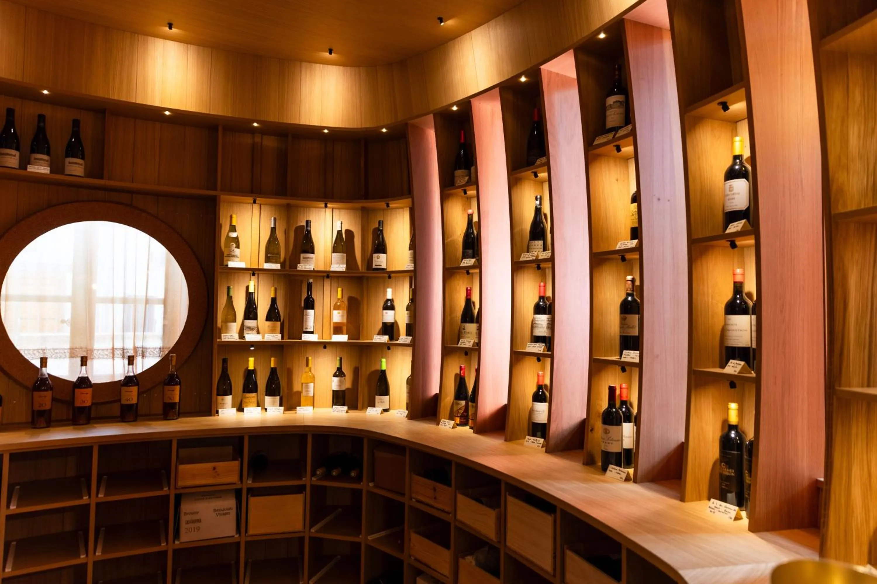 Lounge or bar in Serra Boutique Hôtel