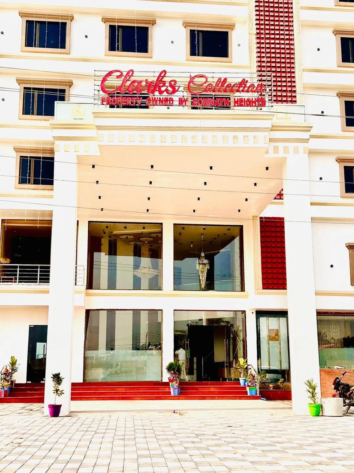 Facade/entrance in Clarks Collection Somnath