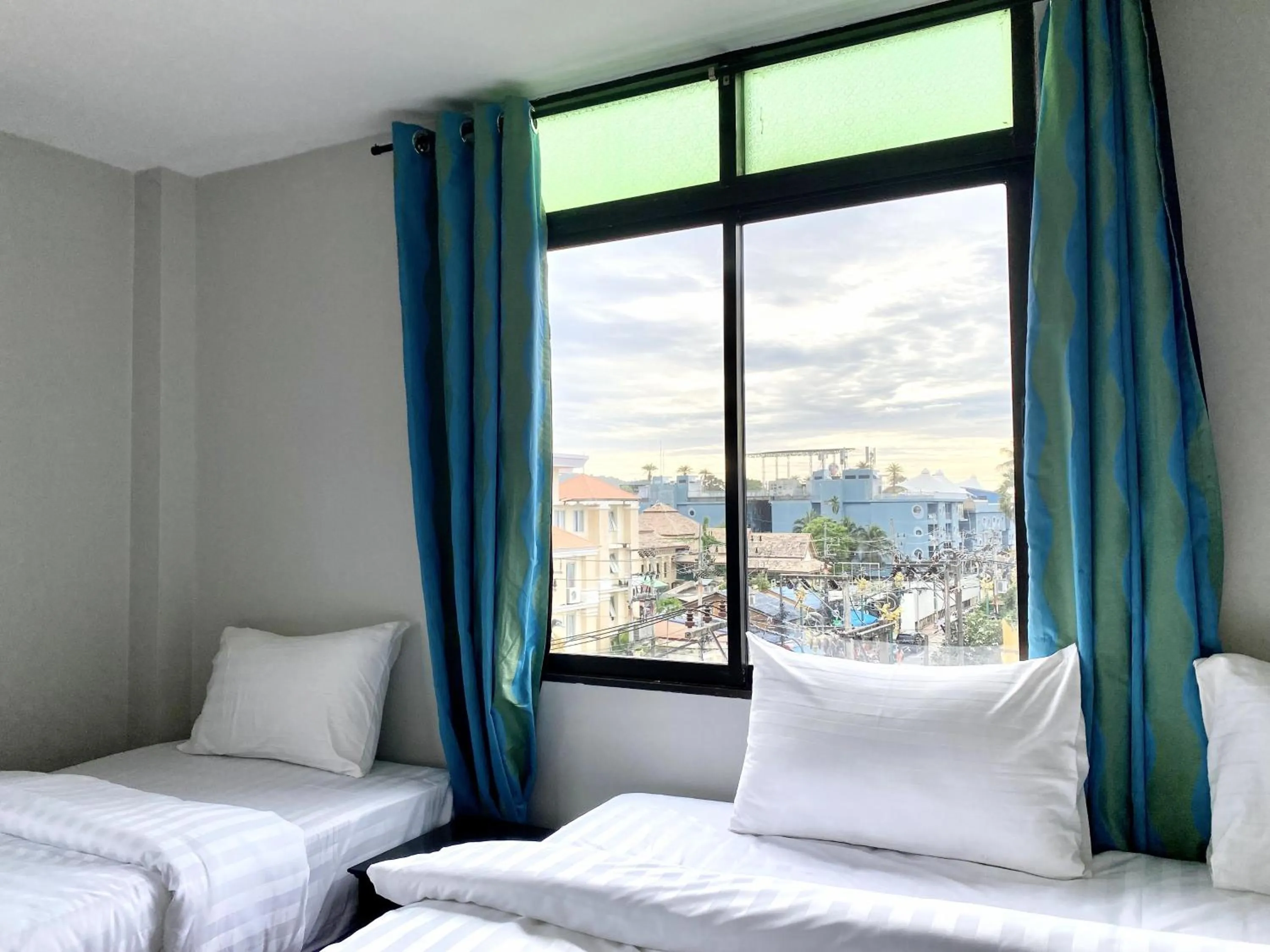 City view, Bed in Minotel Patong