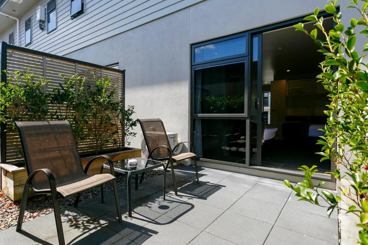 Garden in Acacia Lake View Motel