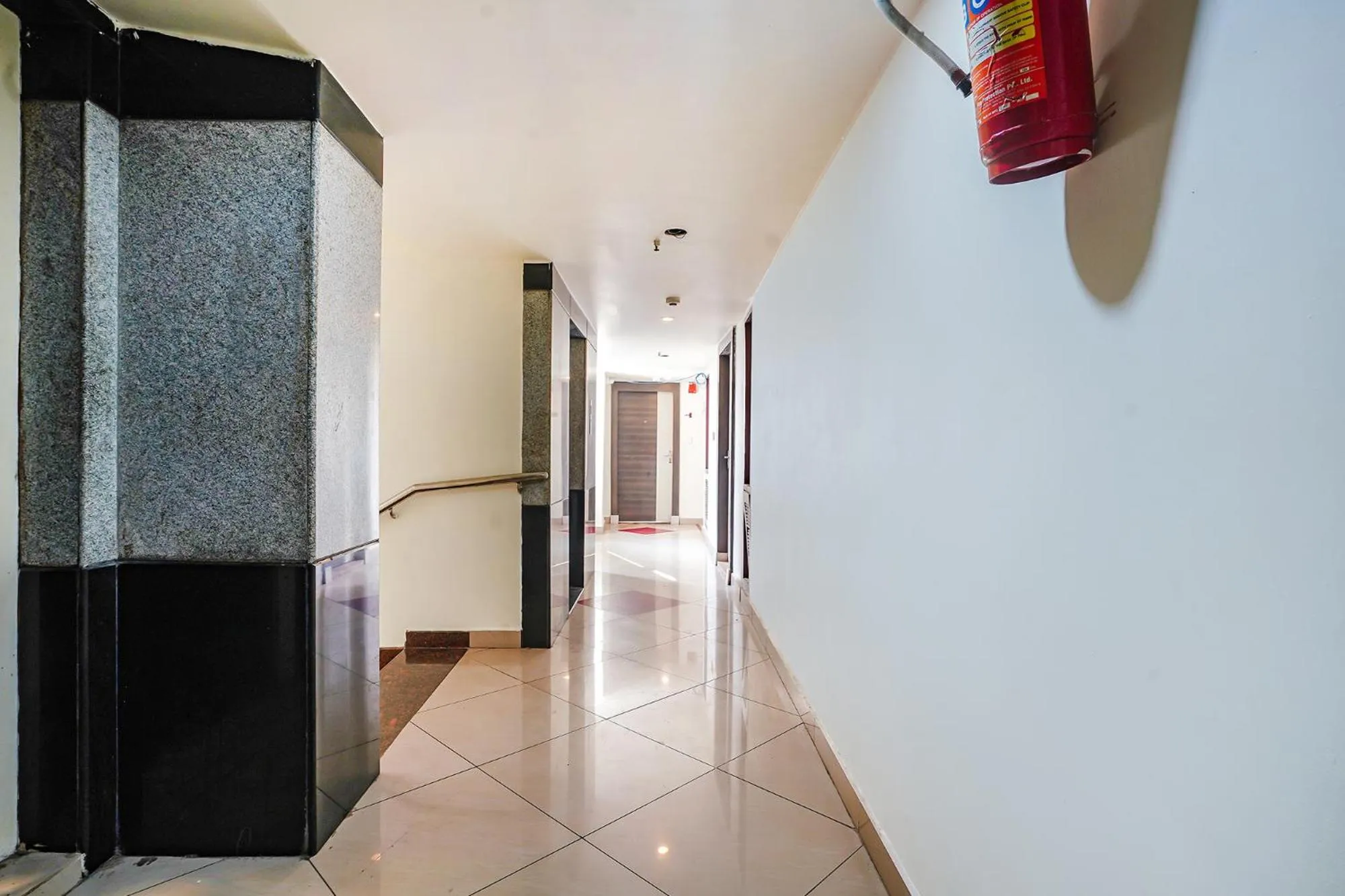 Lobby or reception in FabHotel Golden Way