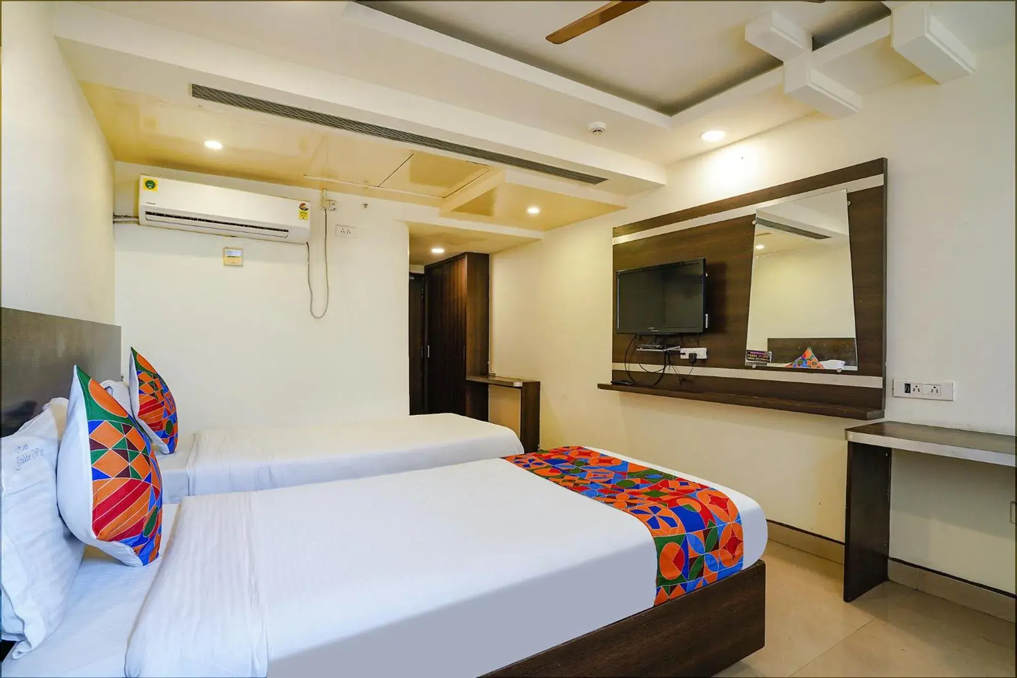 Bed in FabHotel Golden Way Bed in FabHotel Golden Way