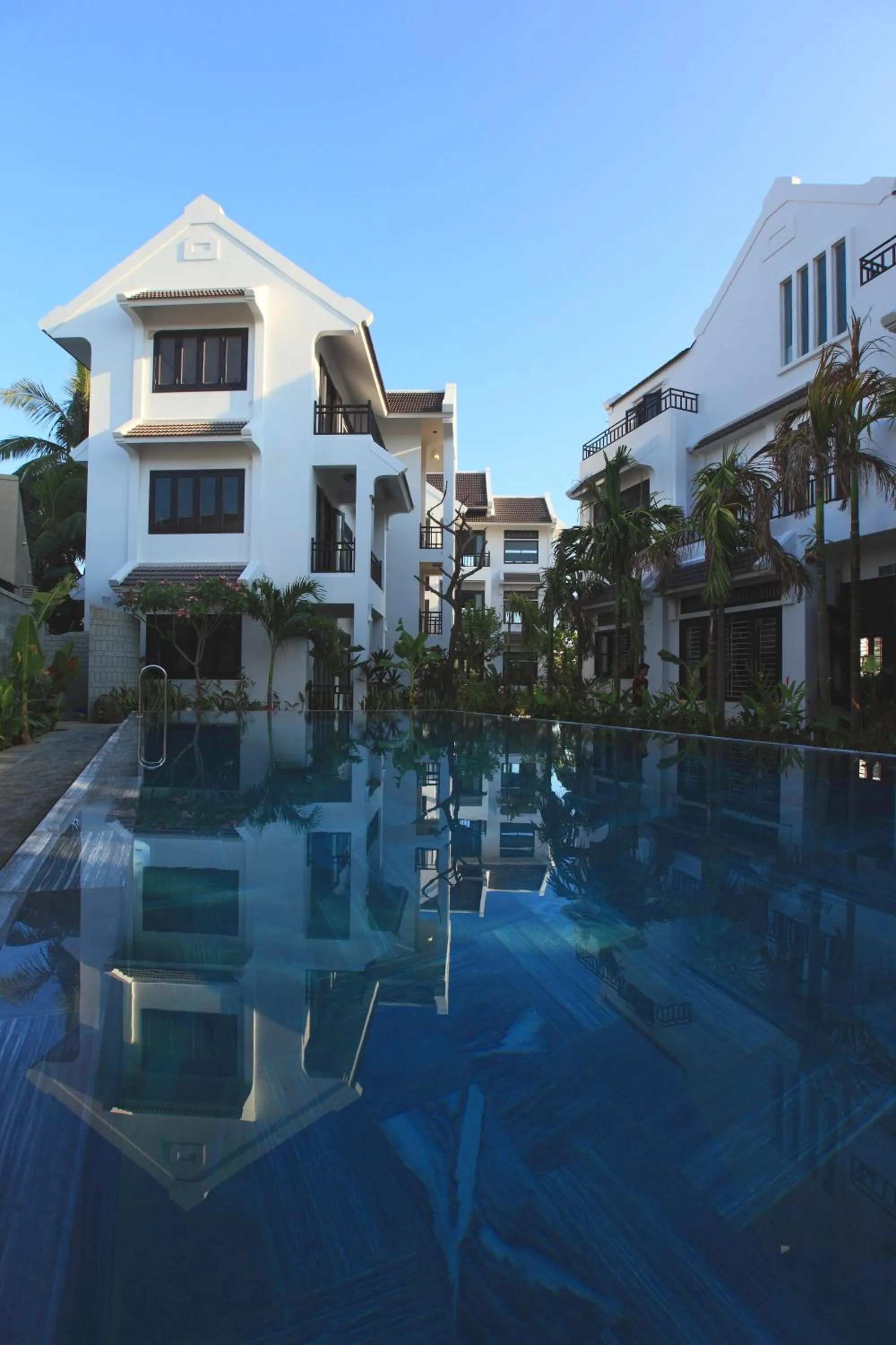 Swimming pool in East West Villa