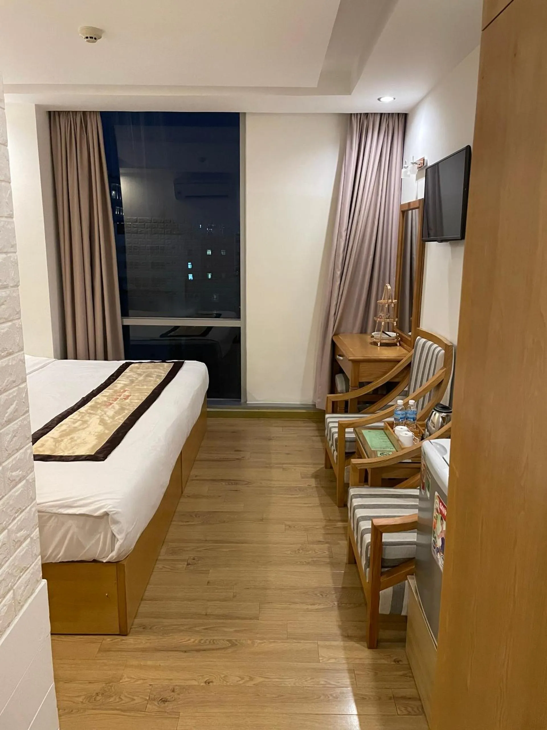 Bedroom, Bed in Nhat Linh Hotel & Suites Da Nang