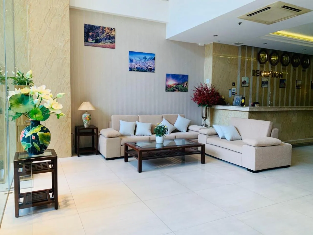 Seating area in Nhat Linh Hotel & Suites Da Nang