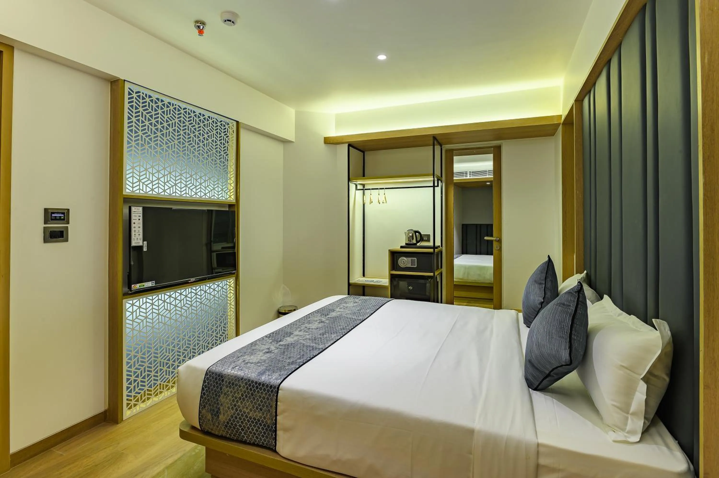 Bed in Hotel Eden Serenity