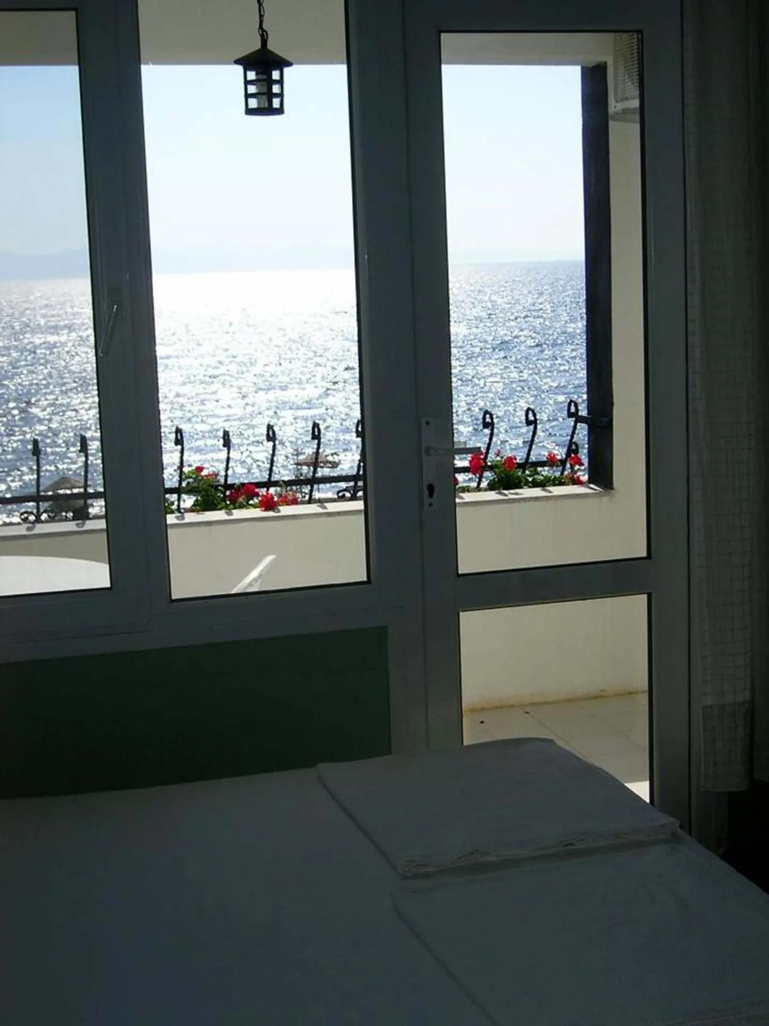 Bed in Sunset Hotel Dikili