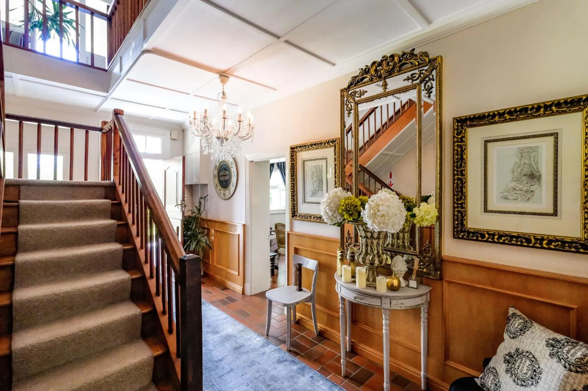 Lobby or reception in Oude Berg Guesthouse - 10 Caledon Street