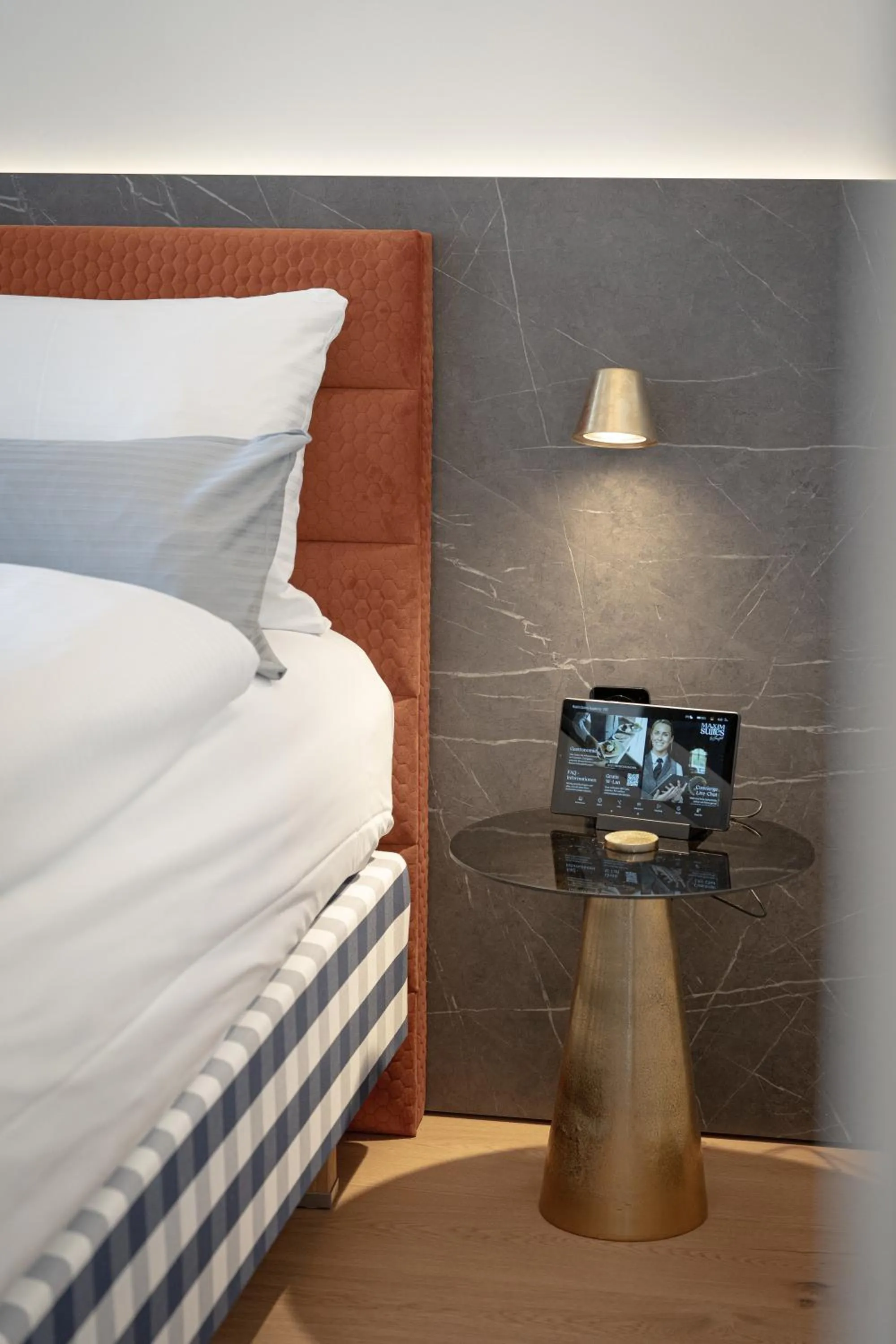 Bed in Maxim Suites by Elias Holl