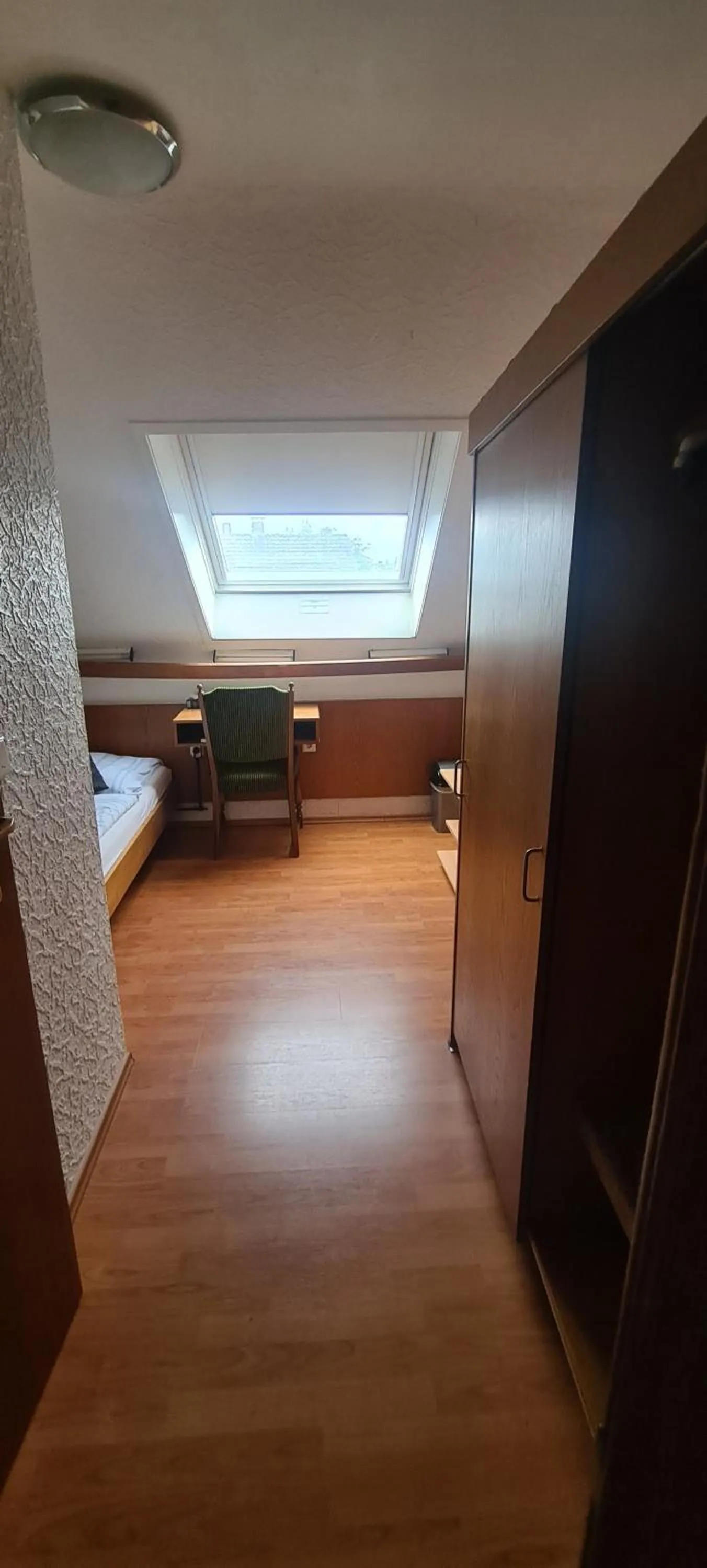 Bed in Hotel Zur Aue