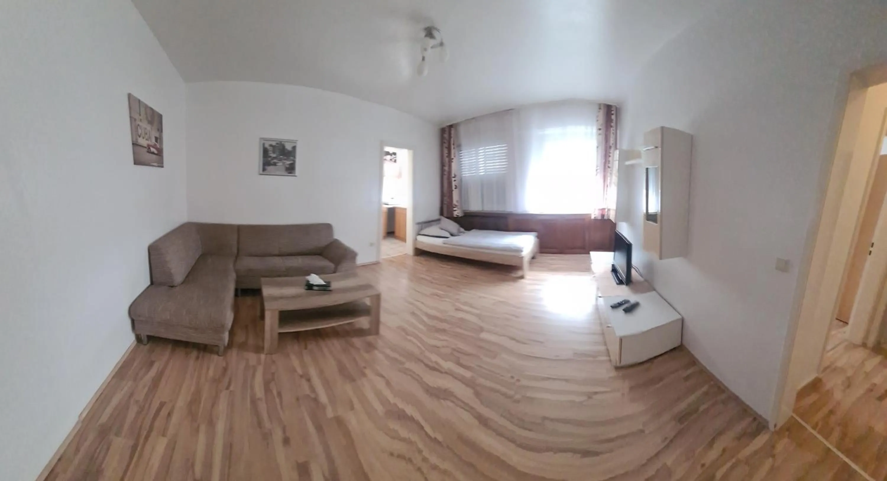 Bed in Hotel Zur Aue