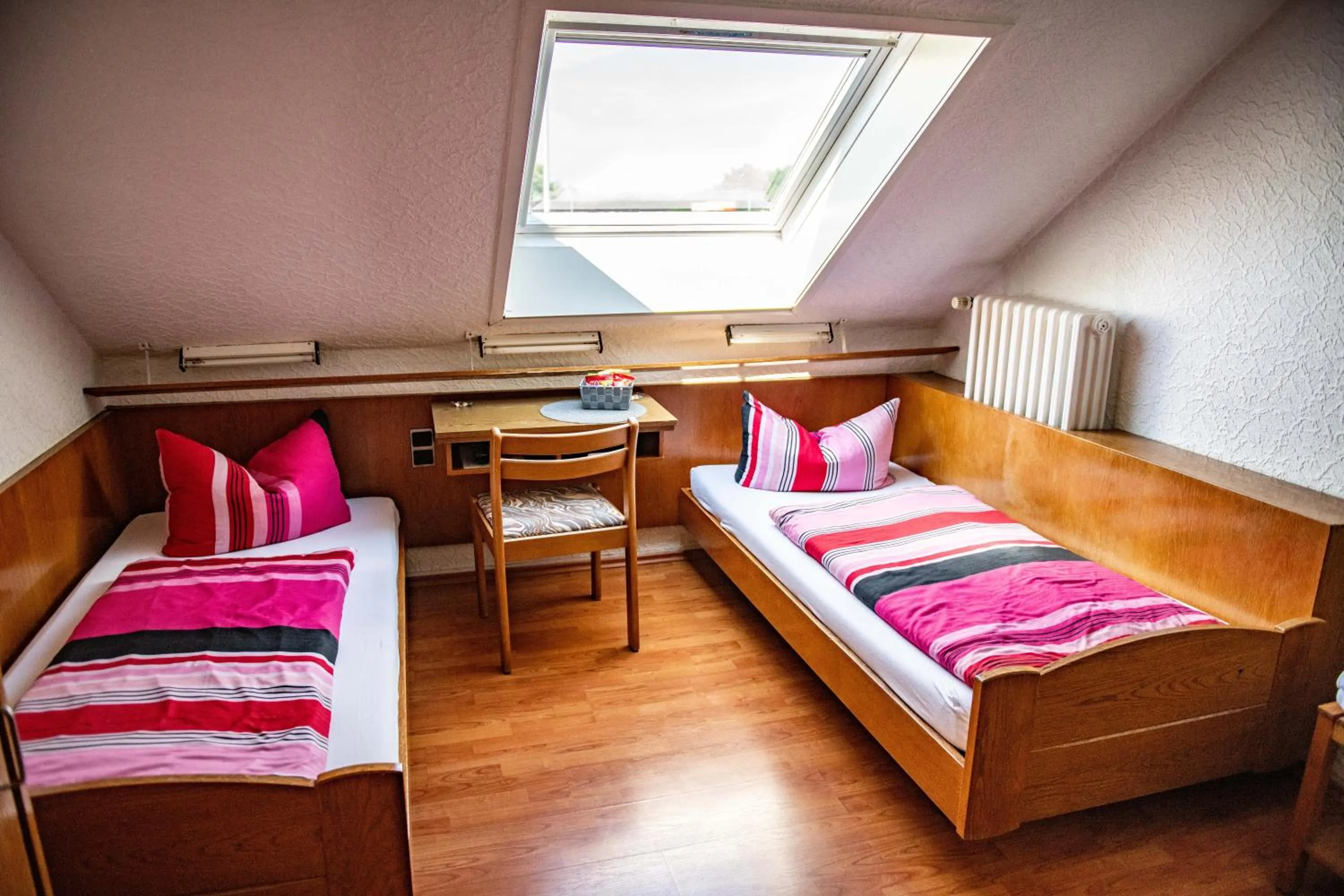 Bed in Hotel Zur Aue