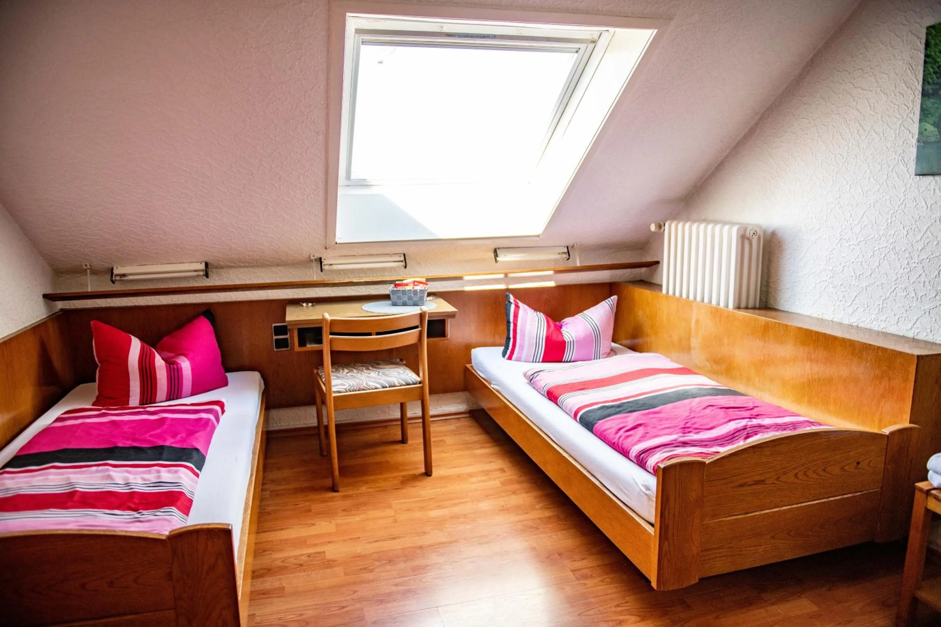 Bed in Hotel Zur Aue