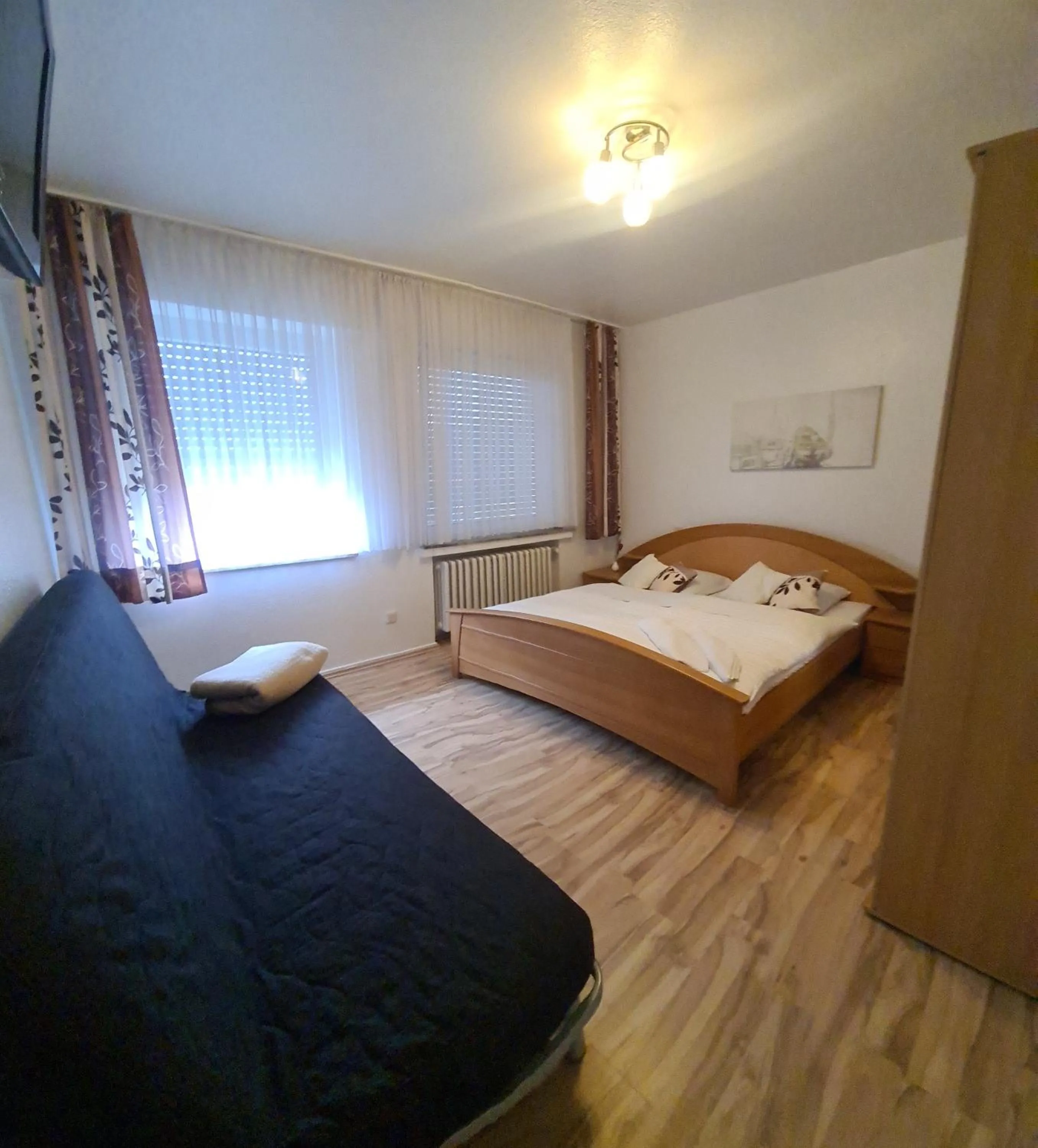 Bed in Hotel Zur Aue