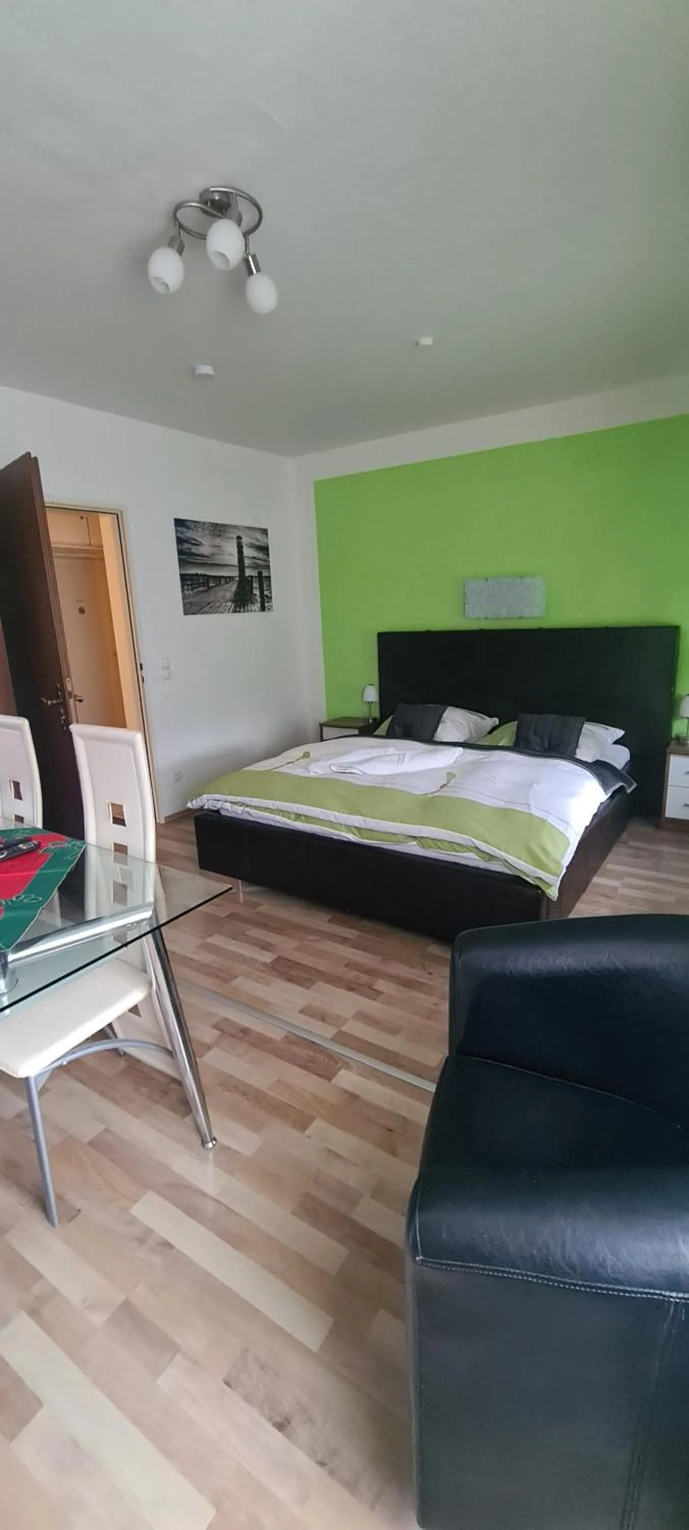 Bed in Hotel Zur Aue