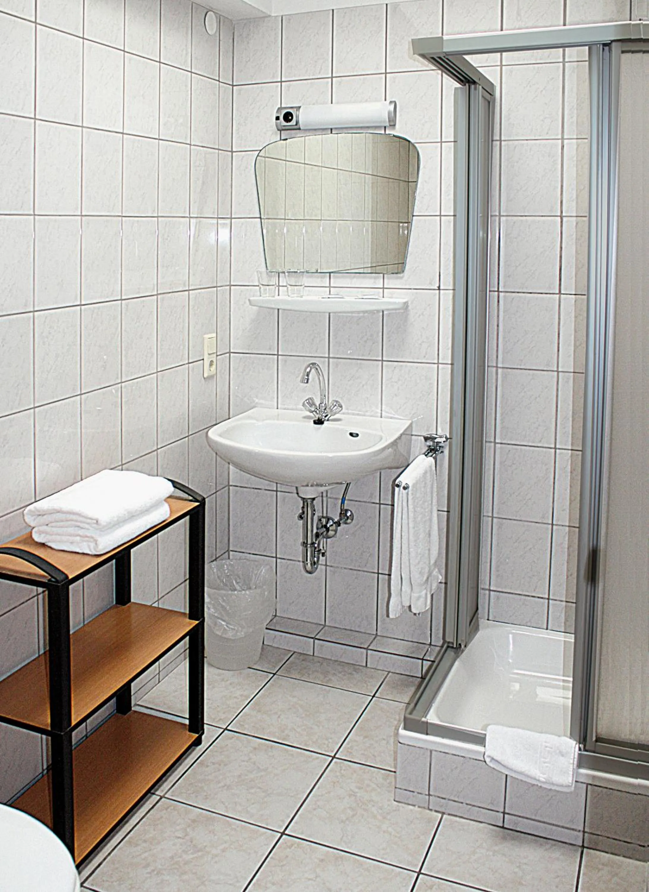 Shower in Hotel Zur Aue
