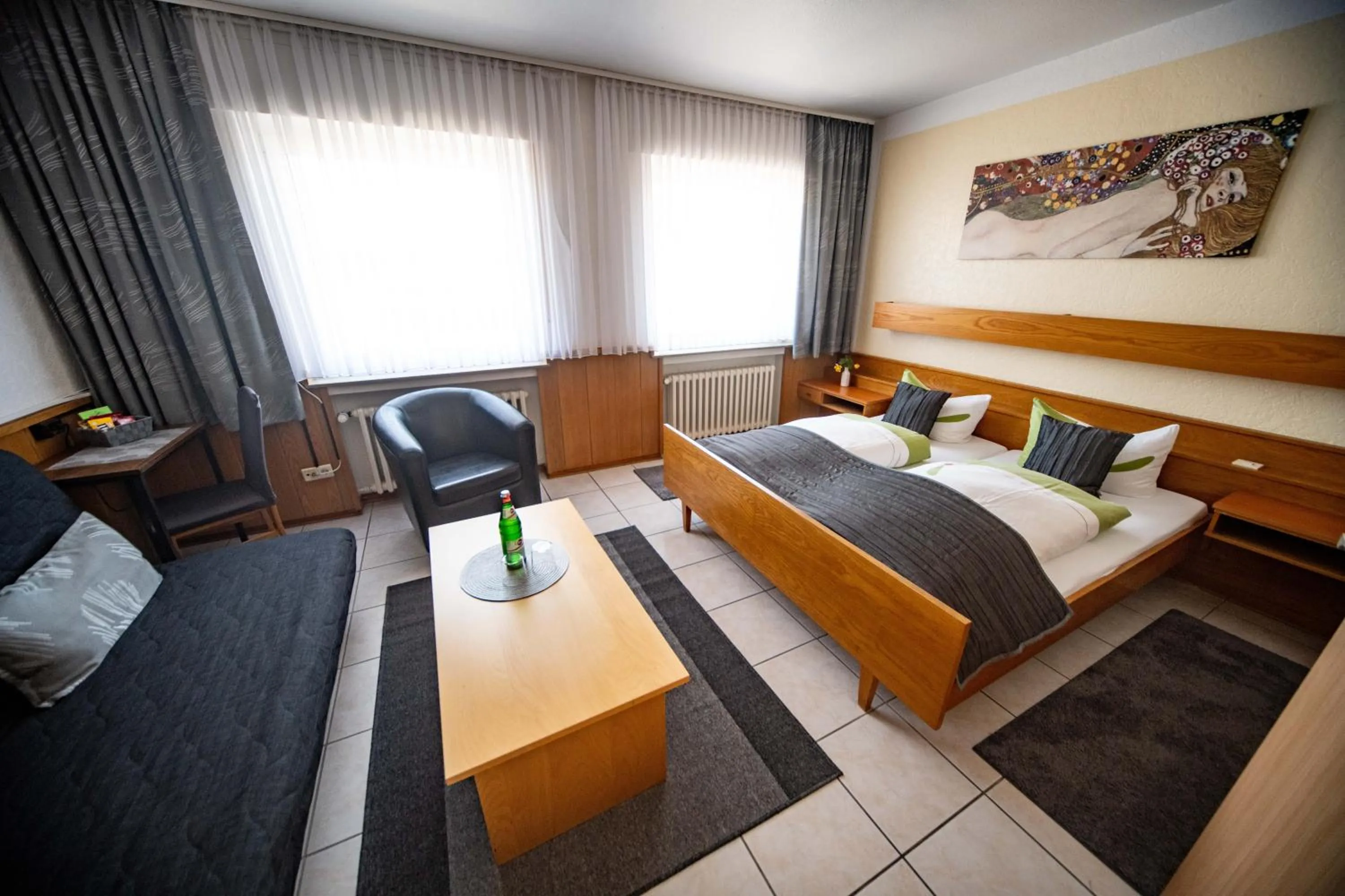 Bed in Hotel Zur Aue