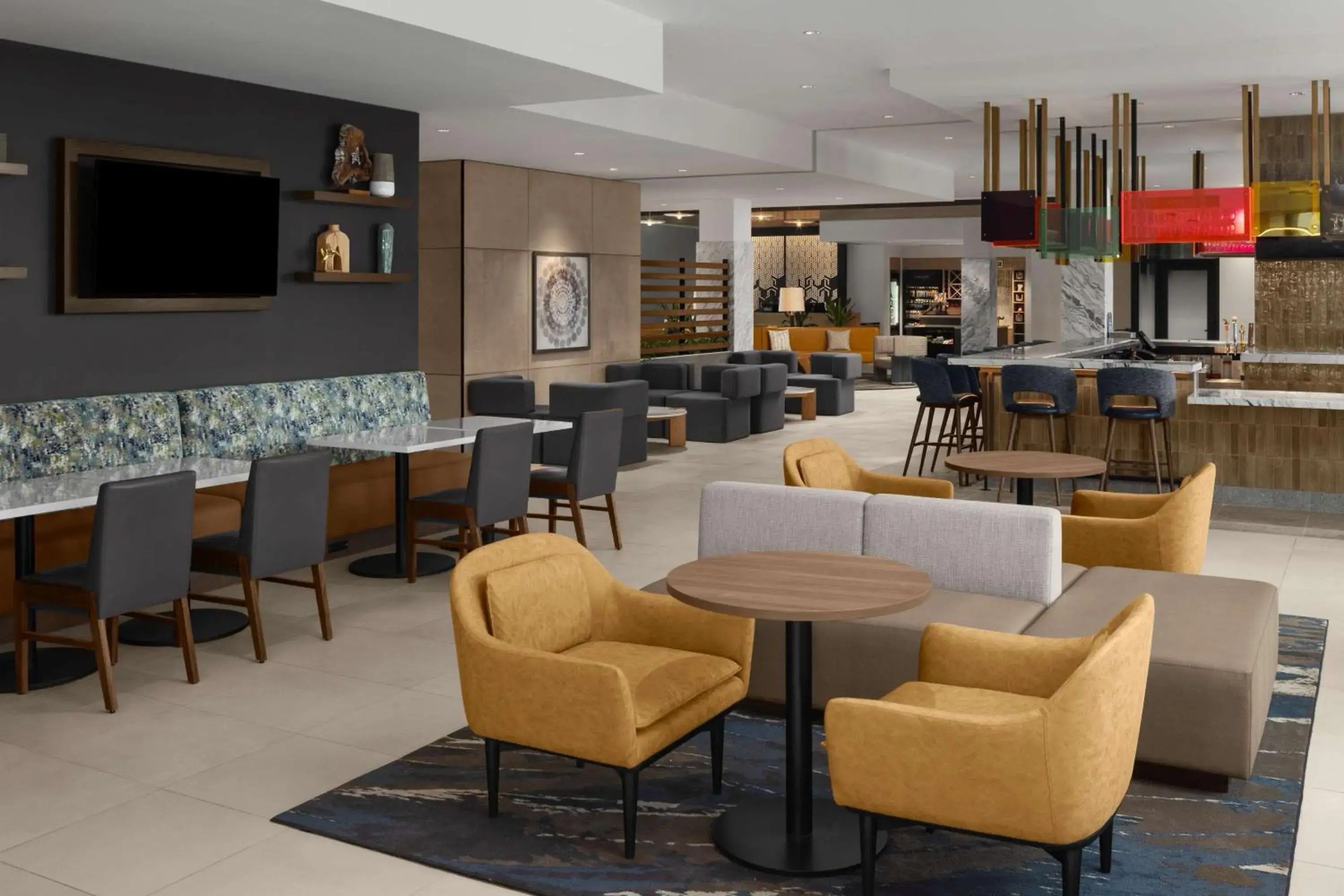 Lounge or bar in Hilton Garden Inn Grand Prairie At EpicCentral Lounge or bar in Hilton Garden Inn Grand Prairie At EpicCentral