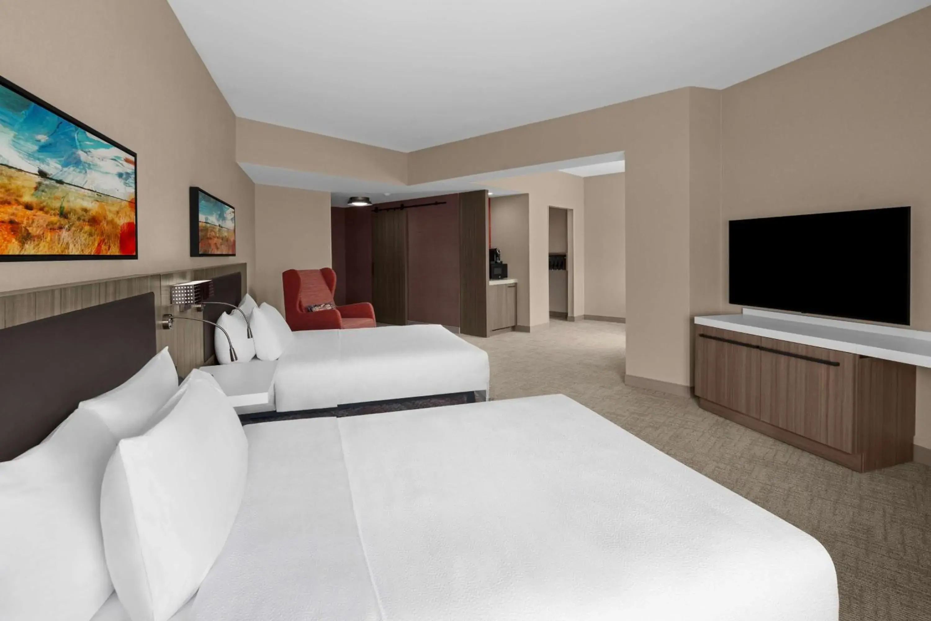 Bed in Hilton Garden Inn Grand Prairie At EpicCentral Bed in Hilton Garden Inn Grand Prairie At EpicCentral