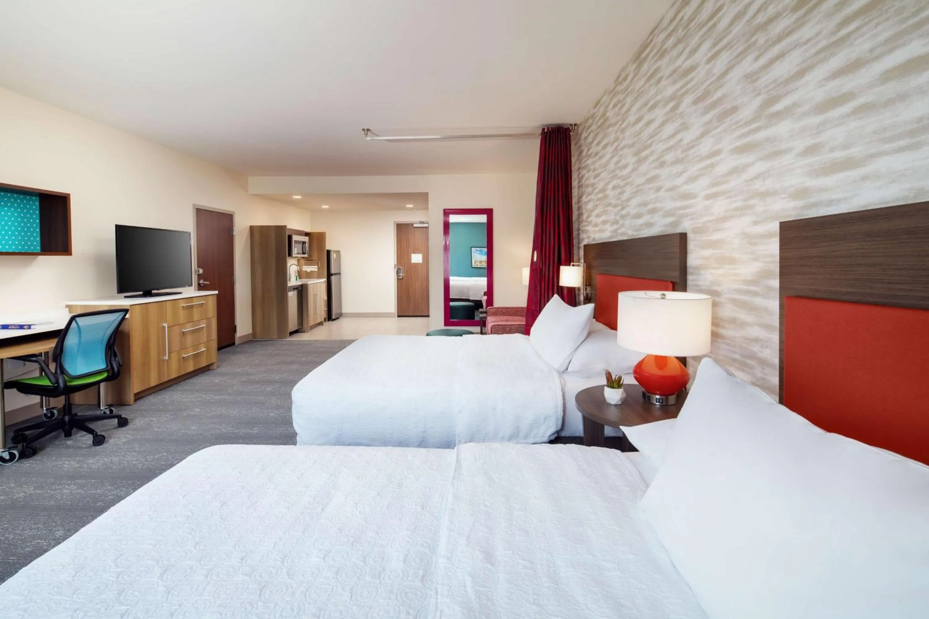 Bed in Home2 Suites By Hilton Lake Mary Orlando