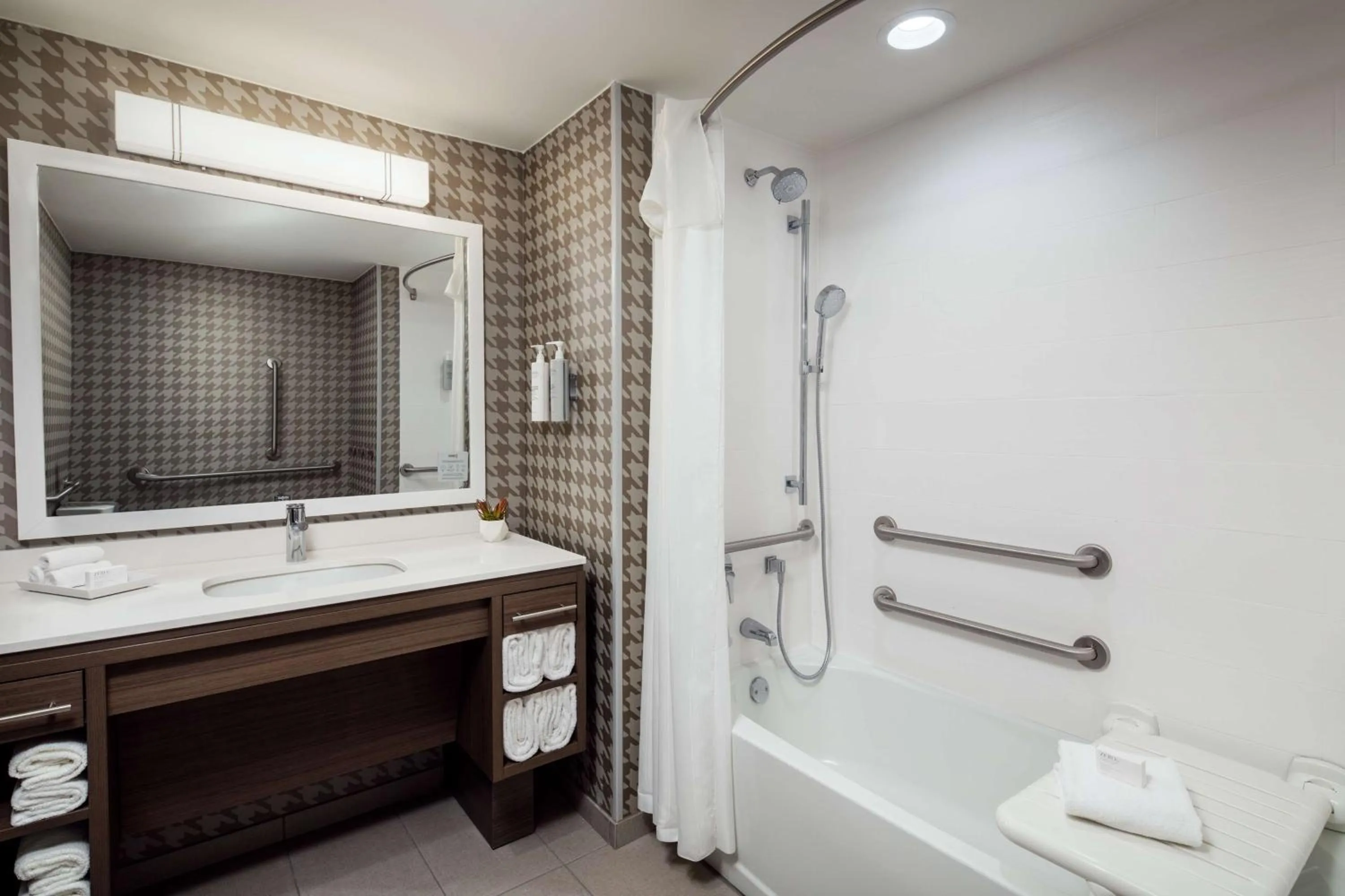Bathroom in Home2 Suites By Hilton Lake Mary Orlando