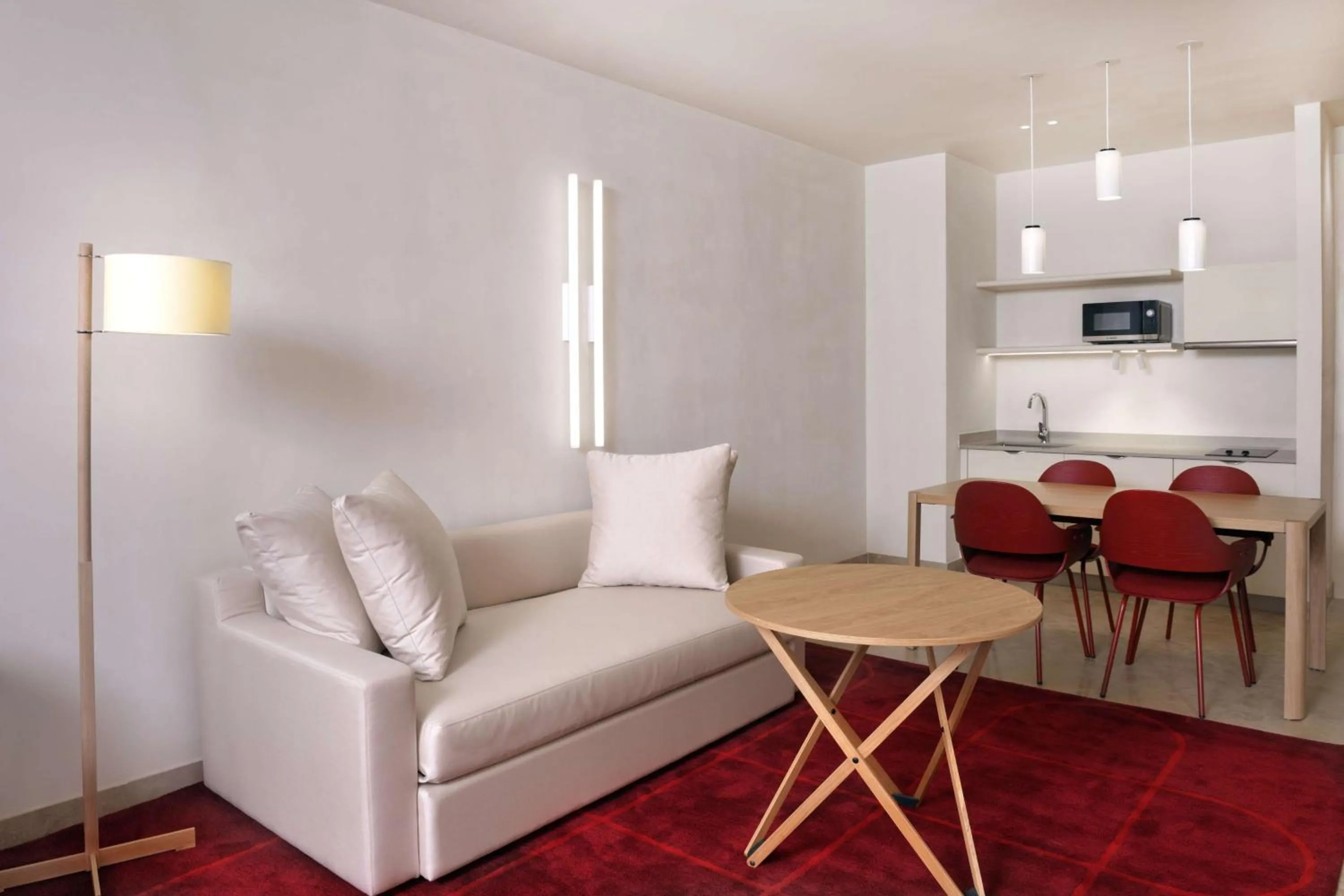 Kitchen or kitchenette in Doubletree By Hilton Ben Guerir Hotel & Residences