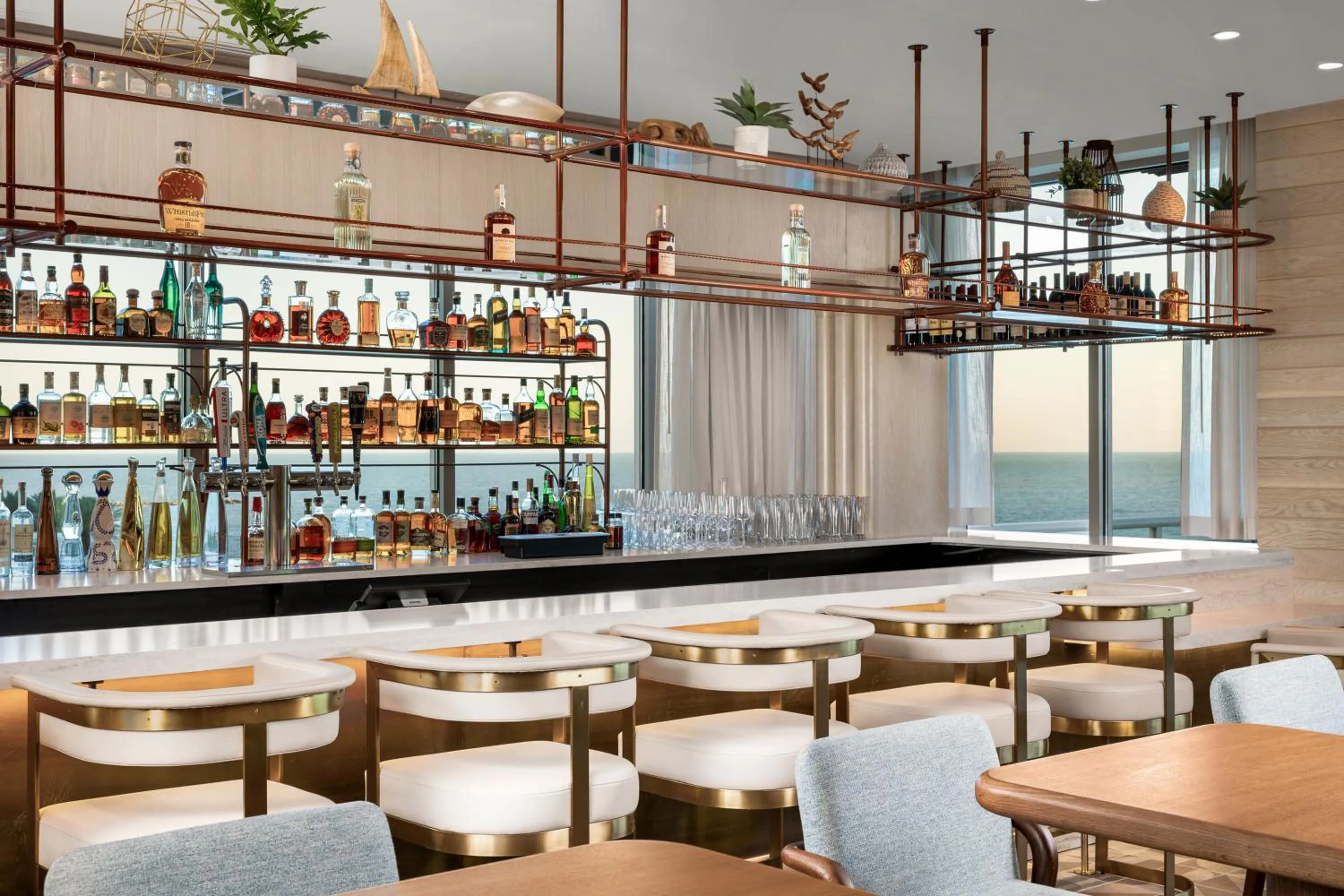 Restaurant/places to eat in The Hiatus Clearwater Beach, Curio Collection By Hilton