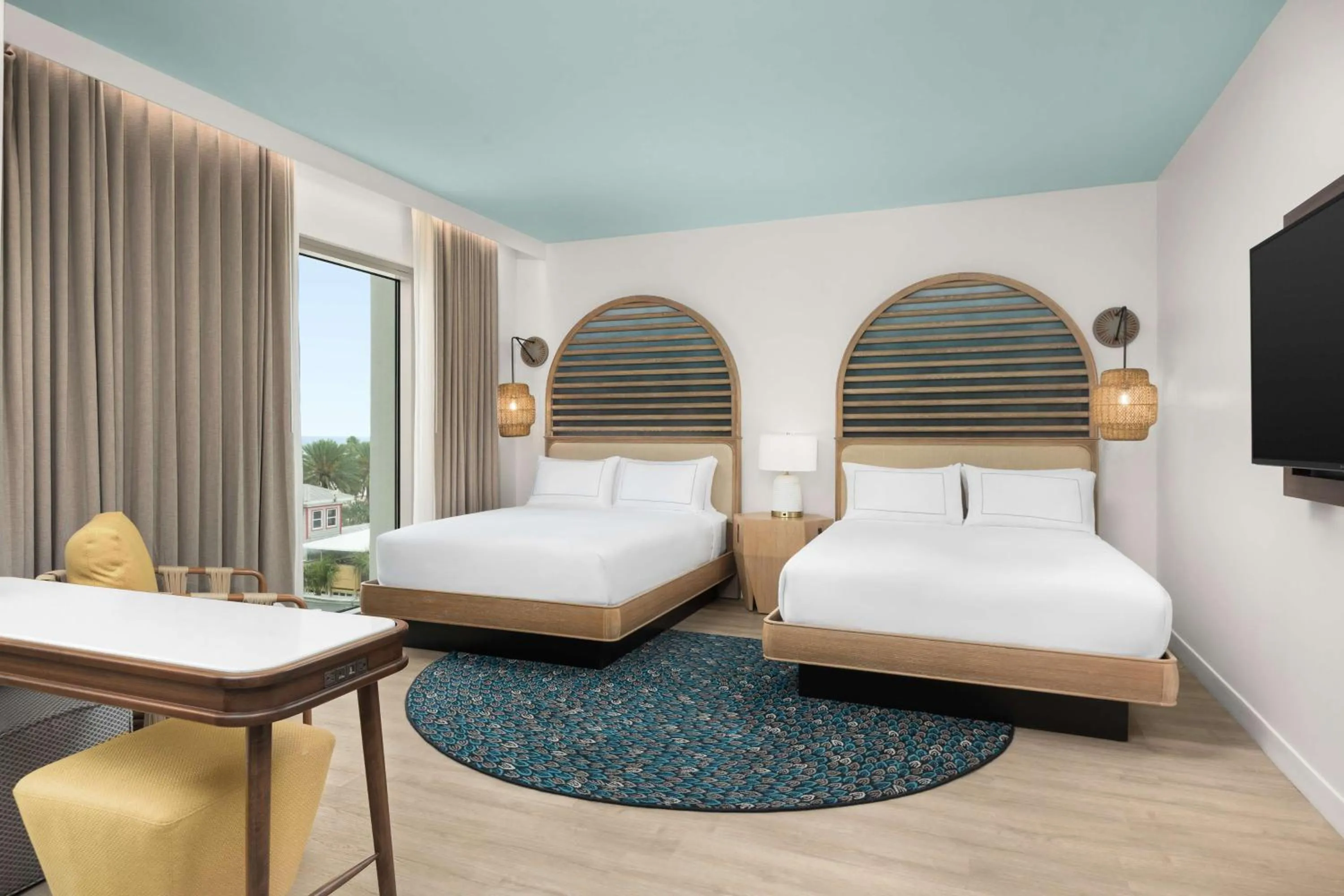 Bed in The Hiatus Clearwater Beach, Curio Collection By Hilton