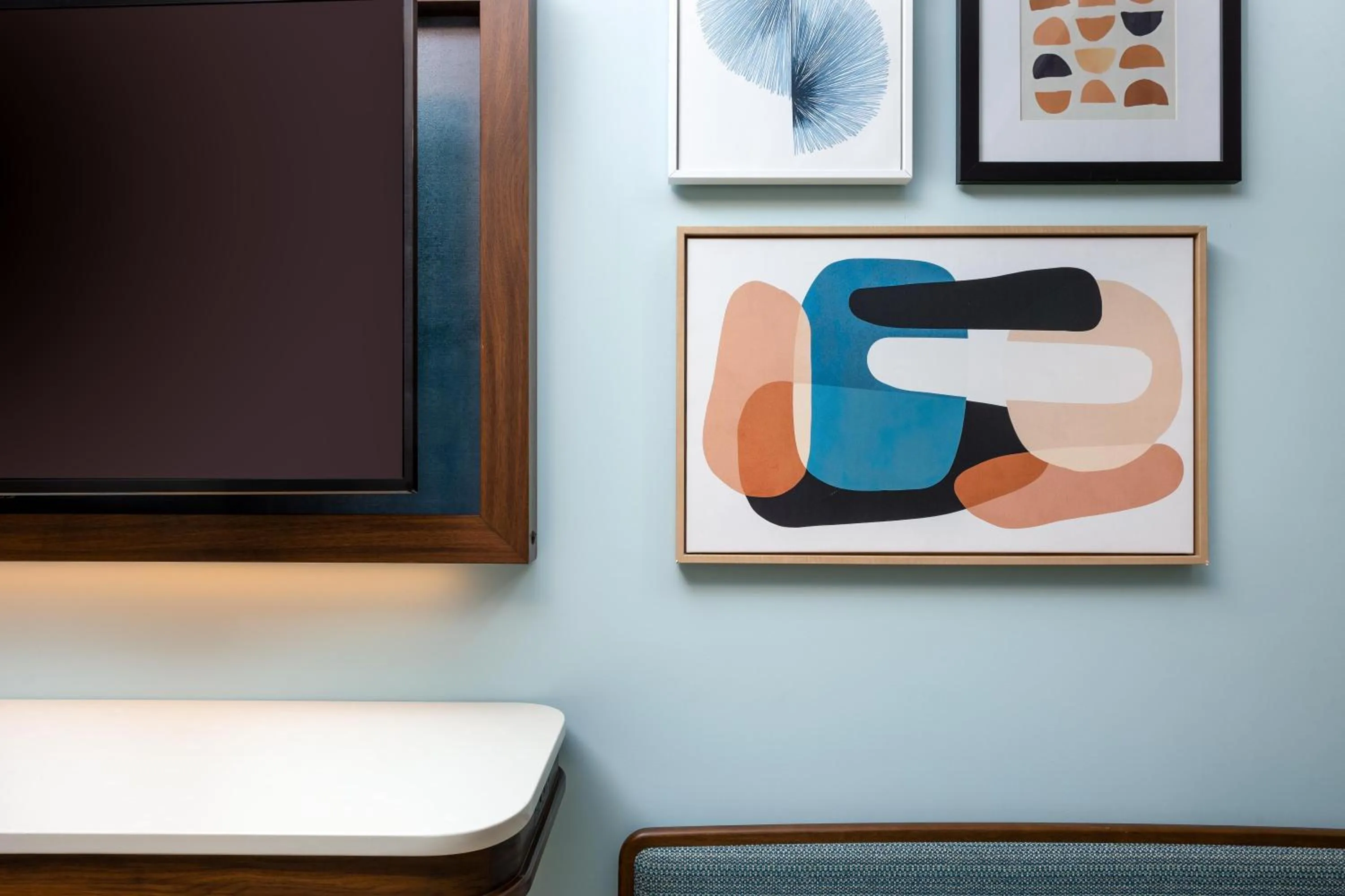 Photo of the whole room in The Hiatus Clearwater Beach, Curio Collection By Hilton