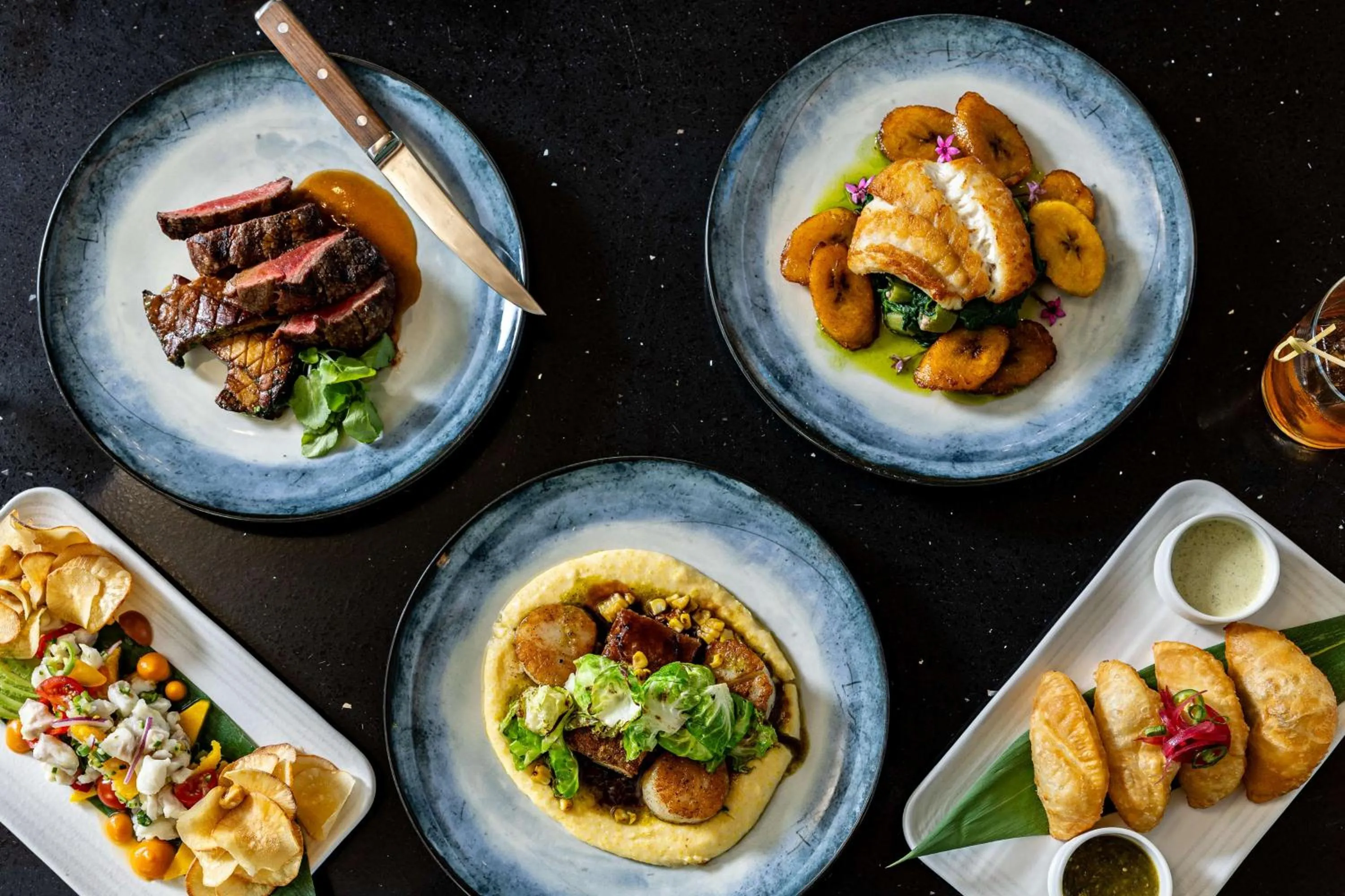 Dining area in The Hiatus Clearwater Beach, Curio Collection By Hilton