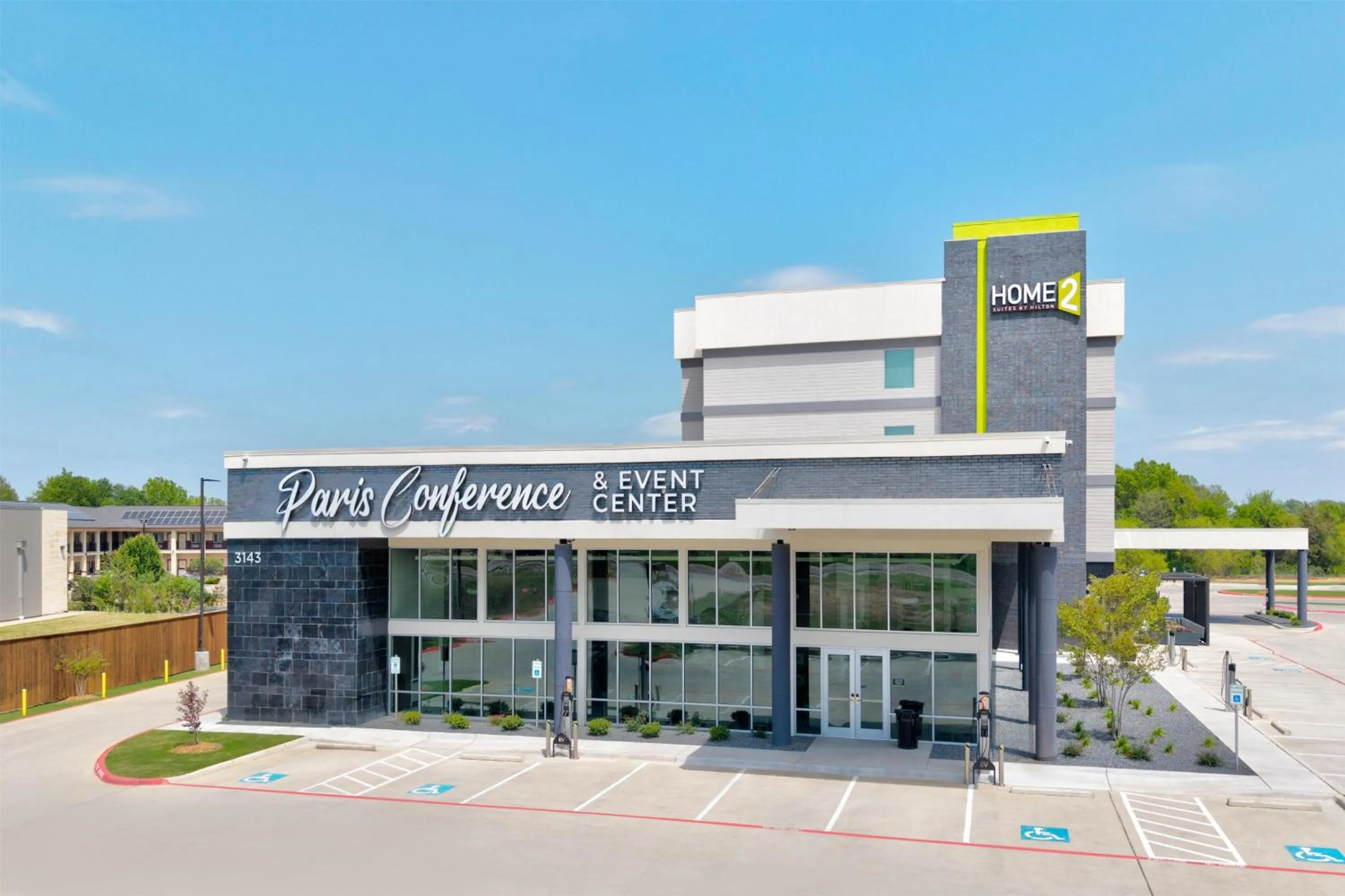 Property building in Home2 Suites By Hilton Paris