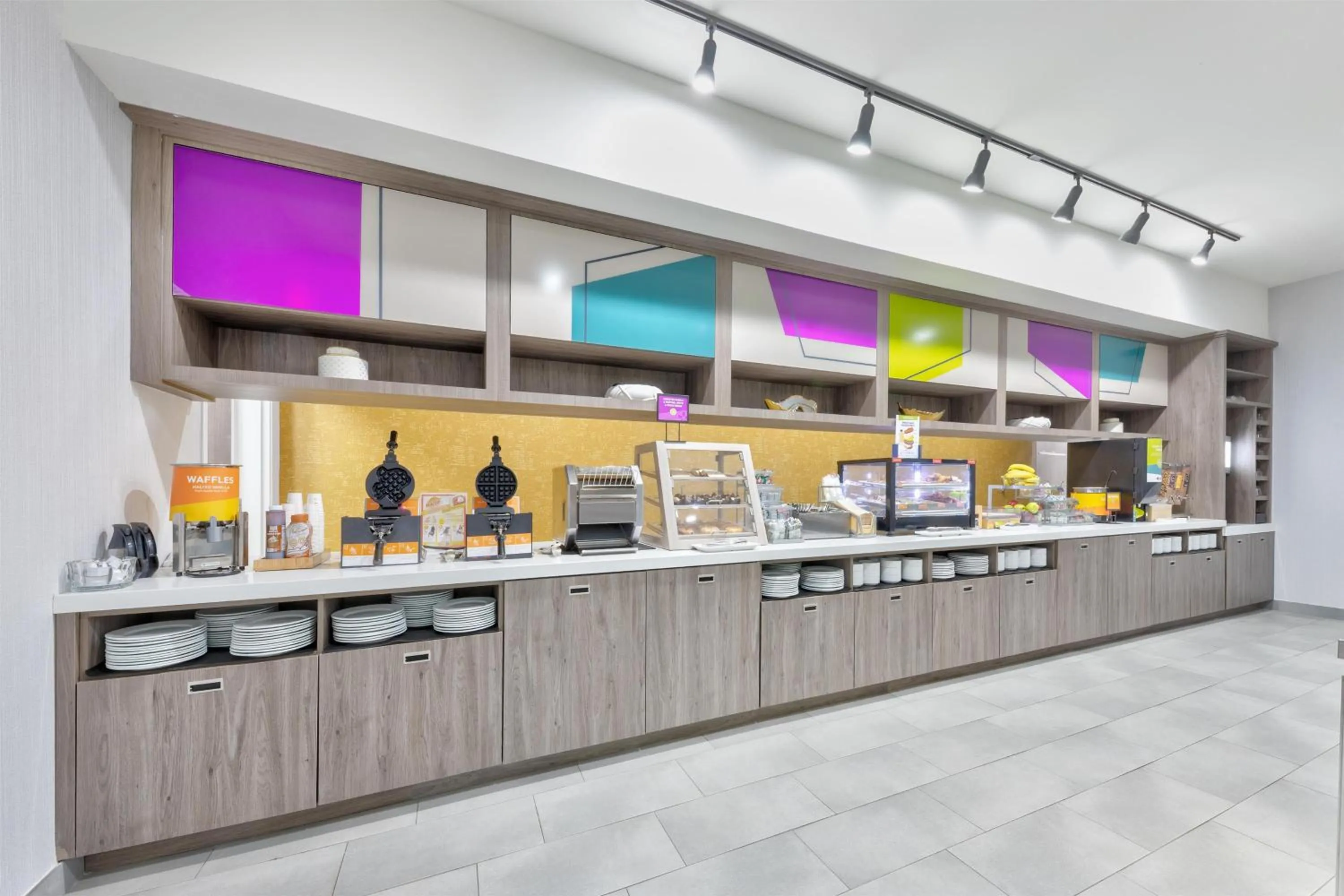 Breakfast in Home2 Suites By Hilton Paris