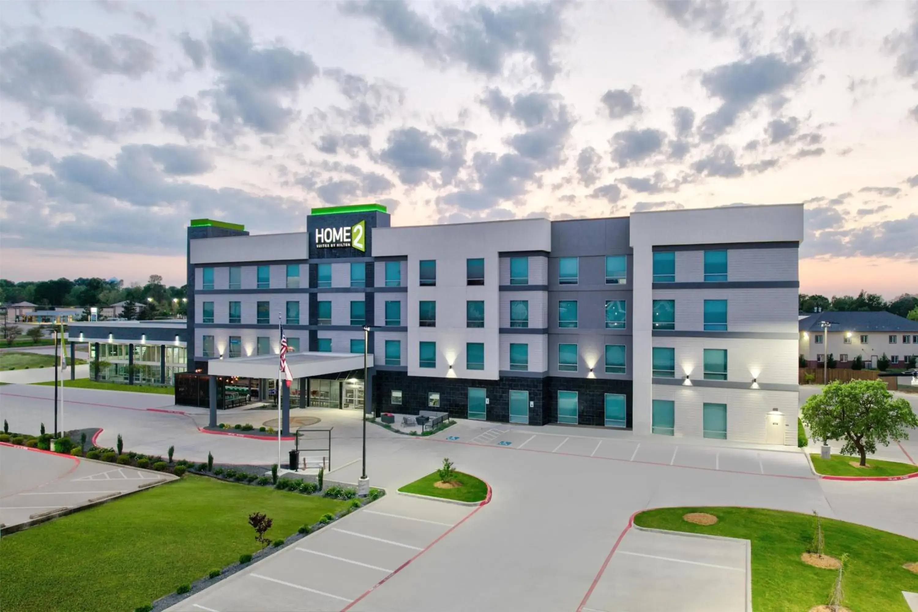 Property building in Home2 Suites By Hilton Paris Property building in Home2 Suites By Hilton Paris