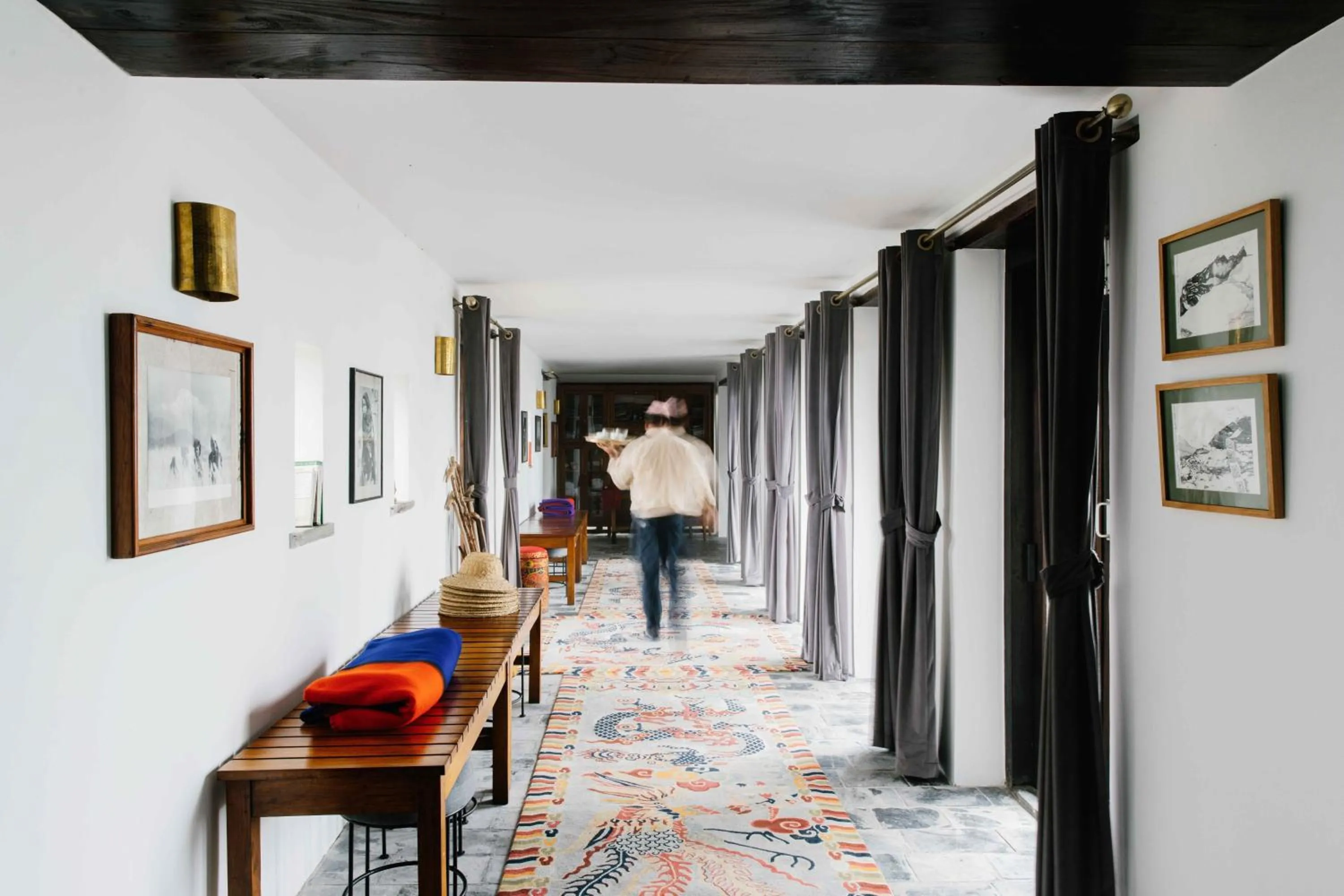 People in Tiger Mountain Pokhara Lodge