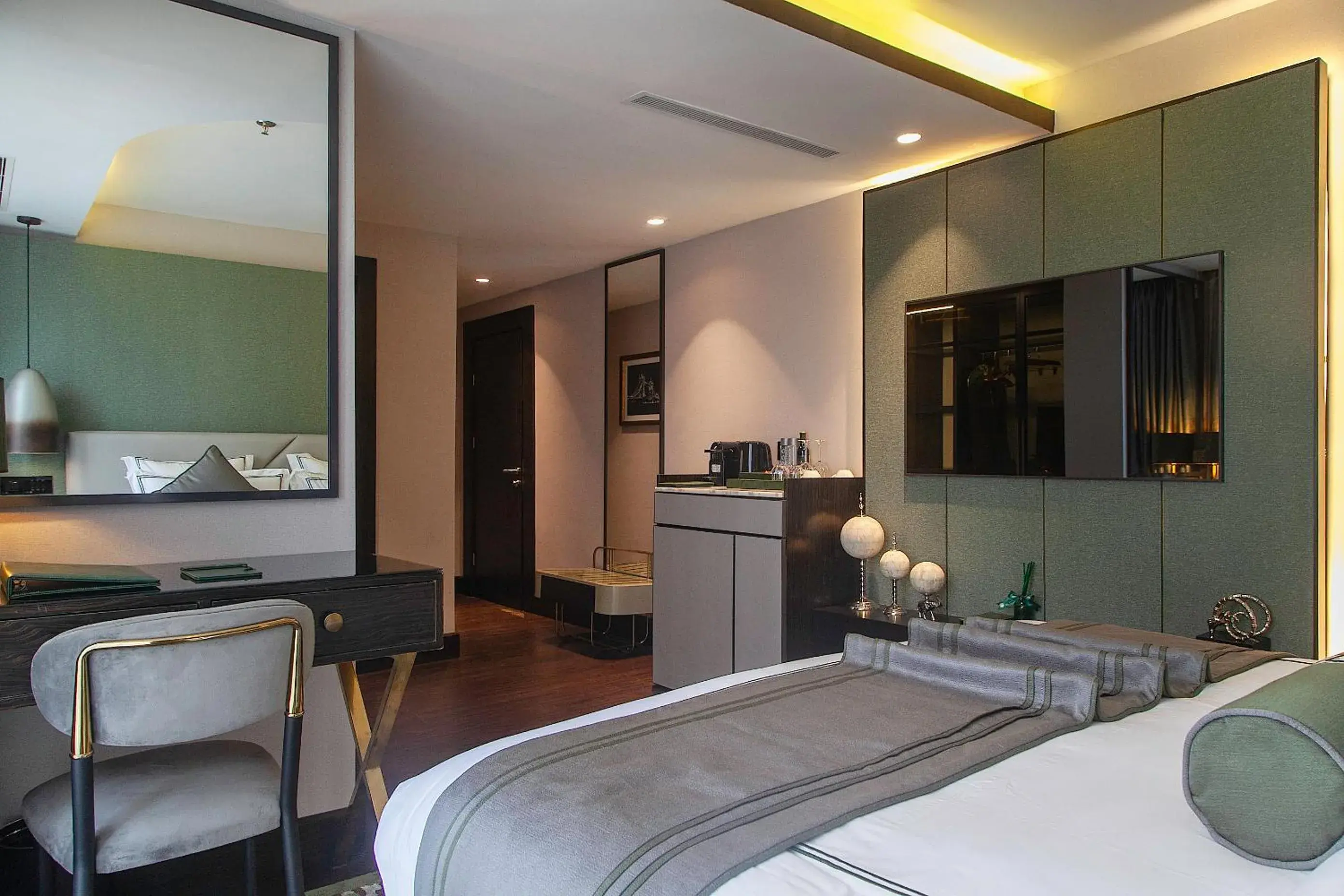 Deluxe Single Room - single occupancy in The Delborough Lagos Deluxe Single Room - single occupancy in The Delborough Lagos