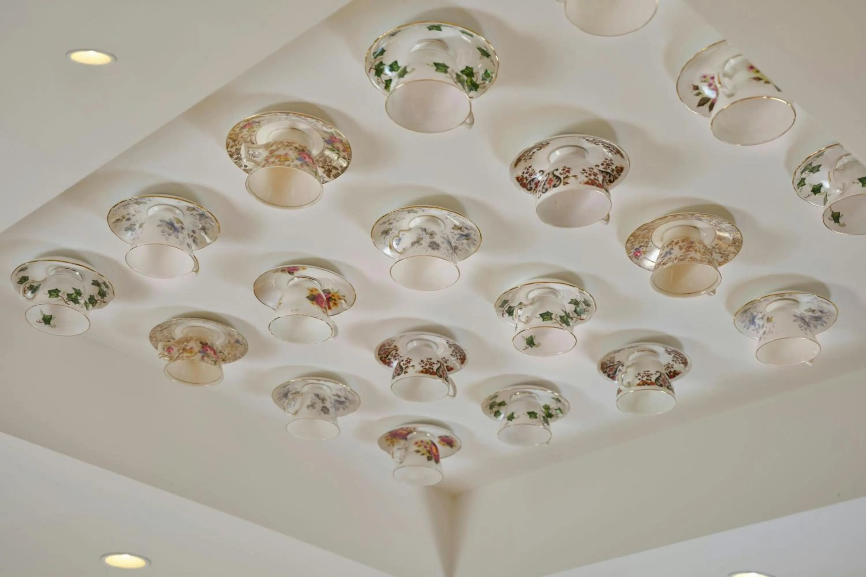 Lobby or reception in The Cura Hotel Kensington, London, a Tribute Portfolio Hotel