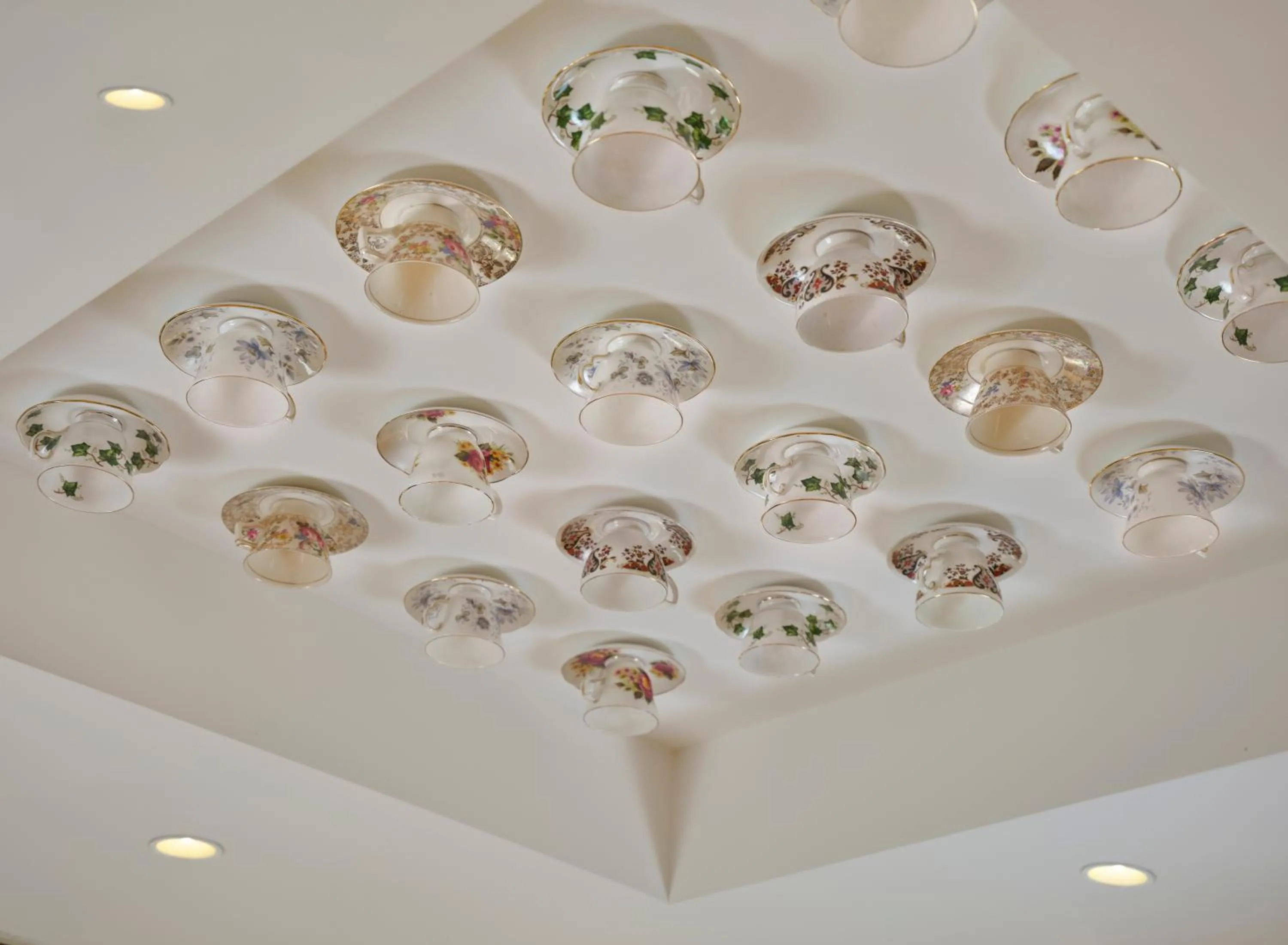 Lobby or reception in The Cura Hotel Kensington, London, a Tribute Portfolio Hotel