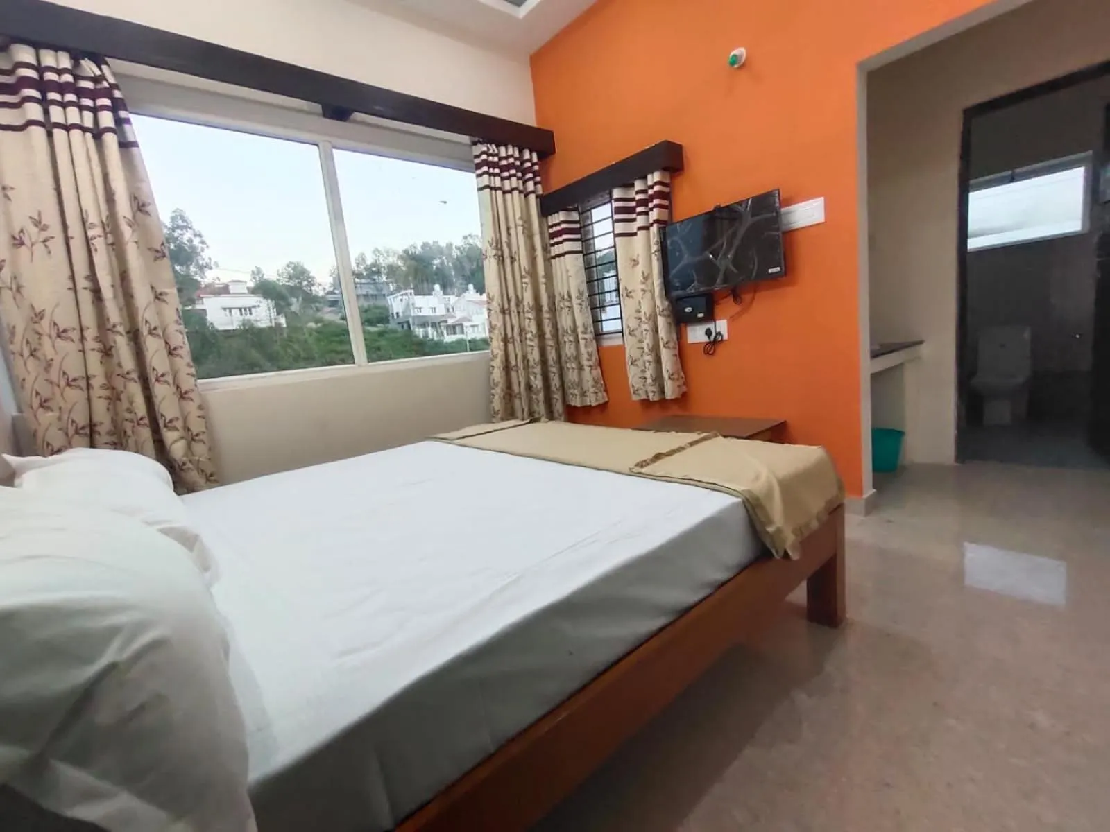 Bed in Grandwood Coco Resort Yercaud