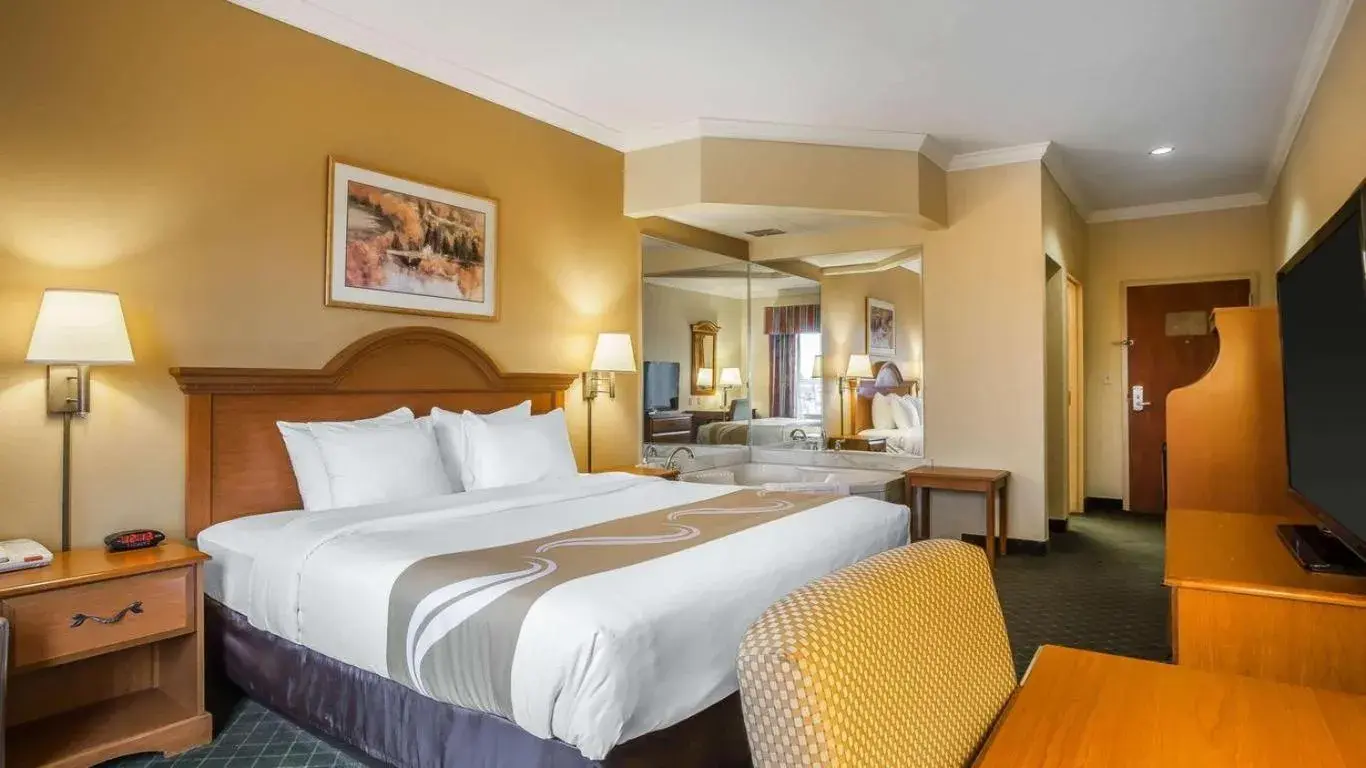 Rodeway Inn Tahlequah Rodeway Inn Tahlequah